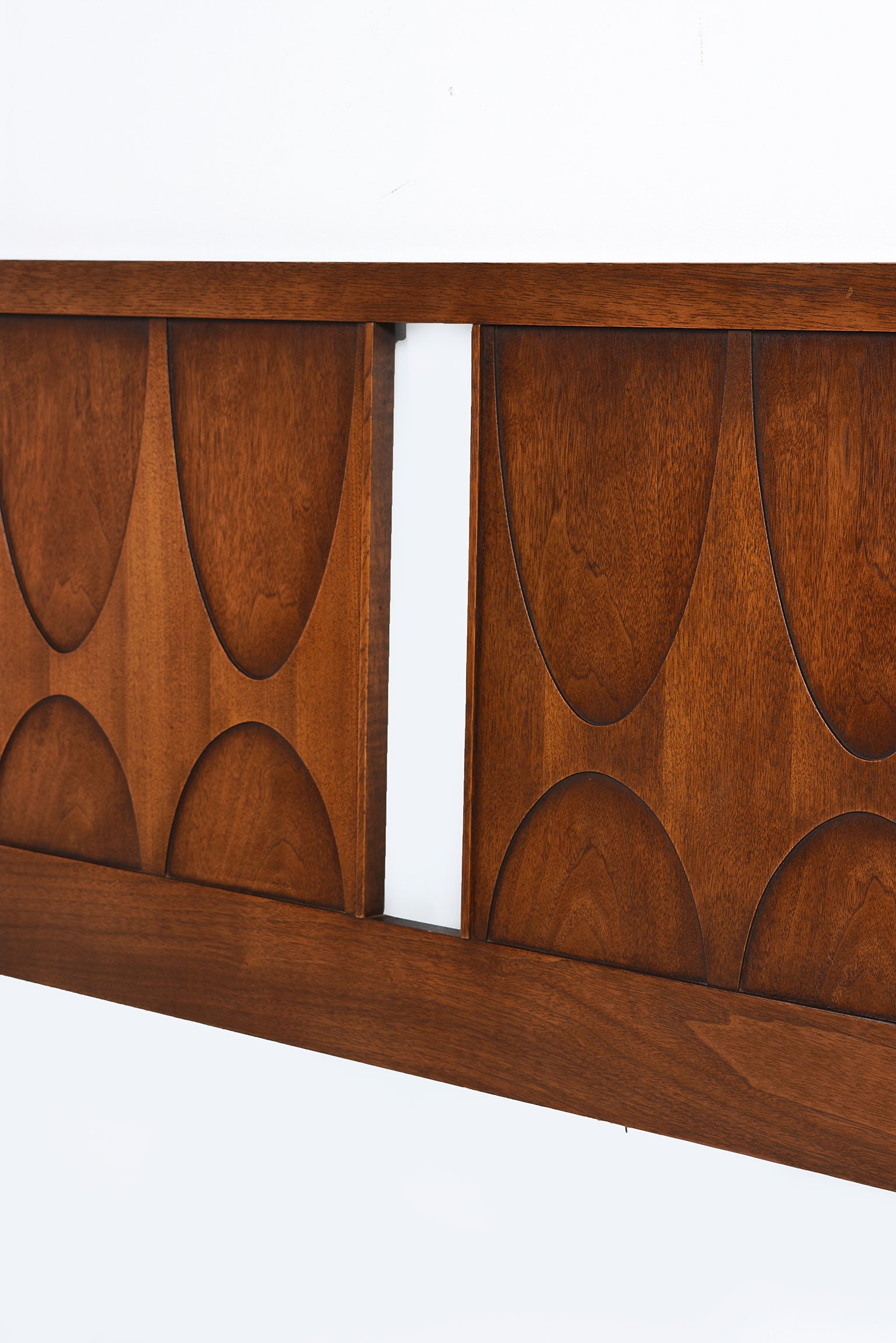 Mid Century Modern Broyhill Brasilia King Size Walnut Headboard Mid Century Modern Broyhill Brasilia King Size Walnut Headboard 1960s At 1stdibs