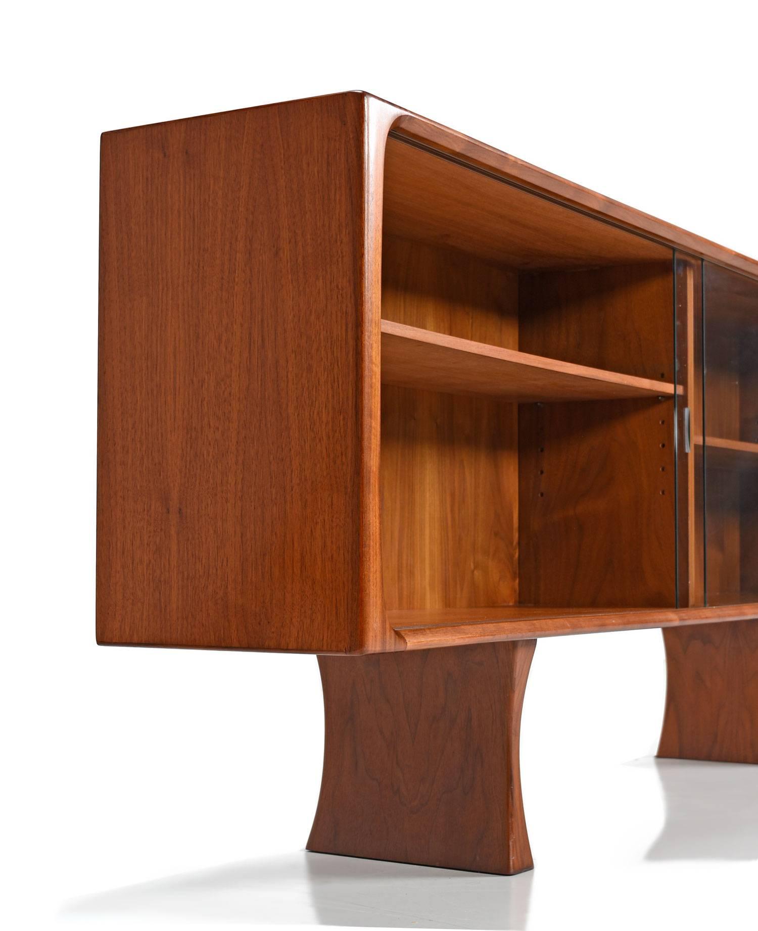Danish Teak Bookcase Display Cabinet by Bernhard Pedersen & Son, 1960s In Excellent Condition In Chattanooga, TN