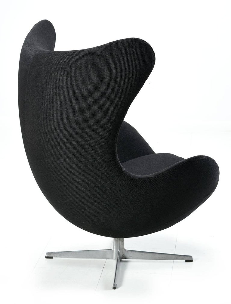 Authentic Arne Jacobsen For Fritz Hansen Egg Chair Reupholstered