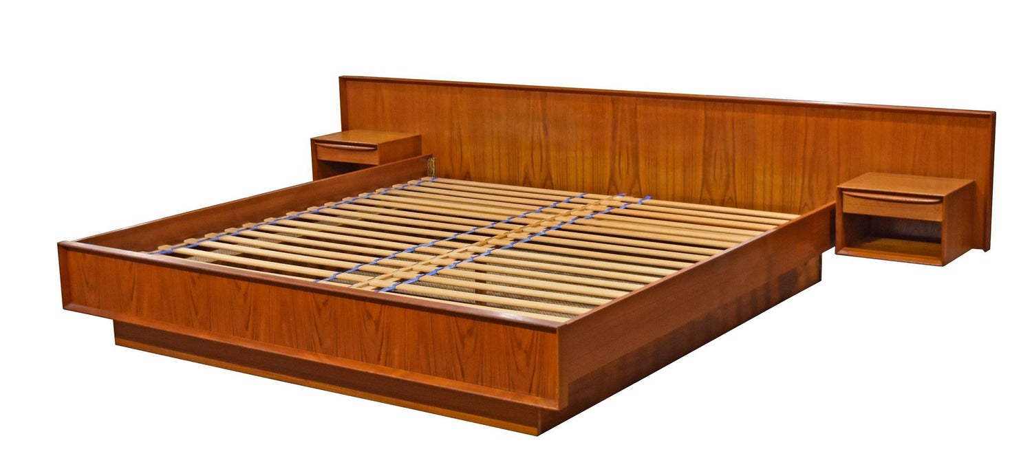 Danish Teak King Platform Bed With Floating Nightstands By Falster 1960s At 1stdibs