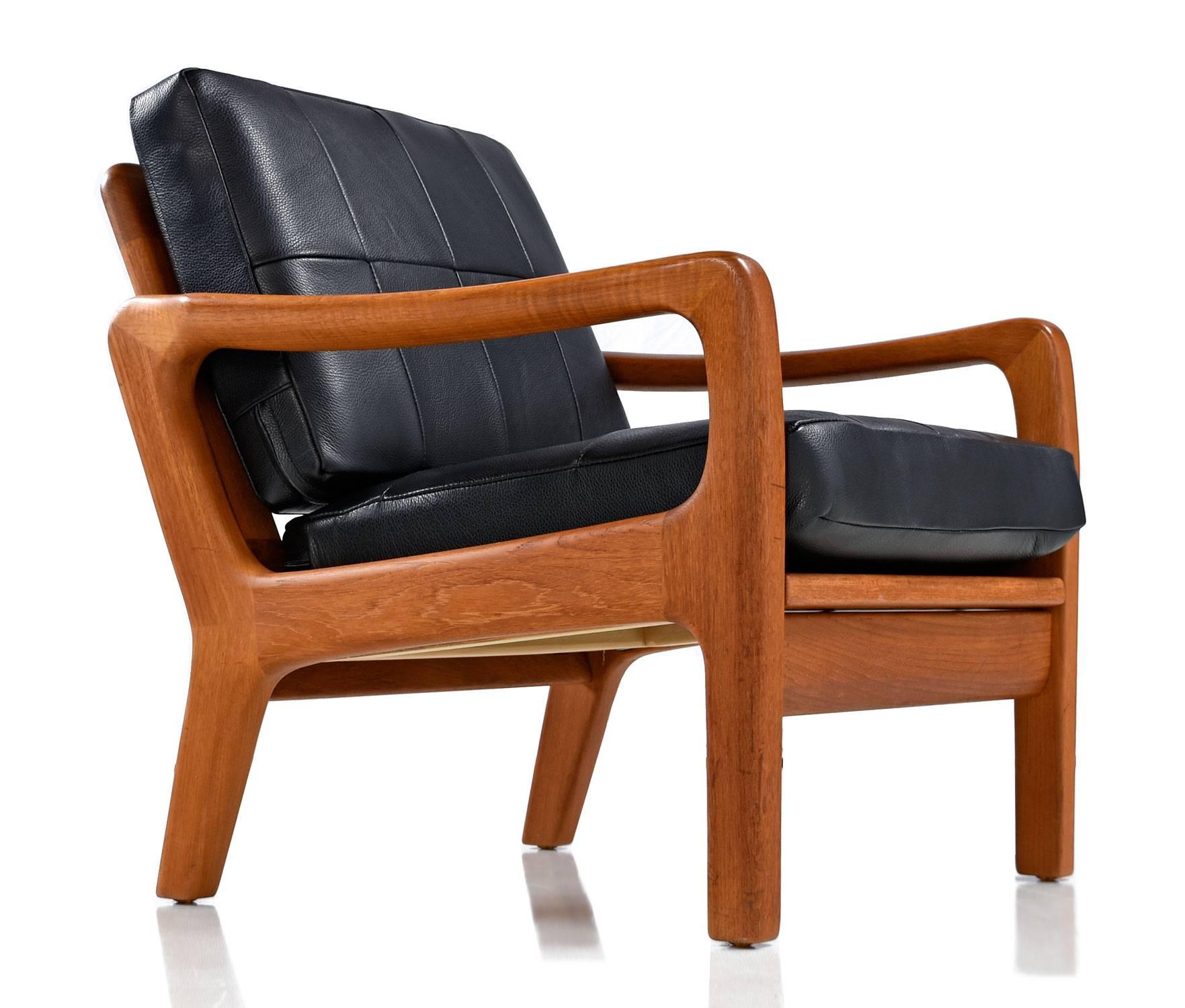 Juul Kristensen Danish Solid Teak Lounge Chair Set in New Black Leather In Excellent Condition In Chattanooga, TN
