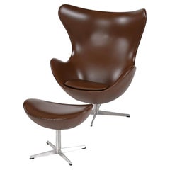 Vintage 1974 Original Brown Leather Arne Jacobsen for Fritz Hansen Egg Chair & Ottoman