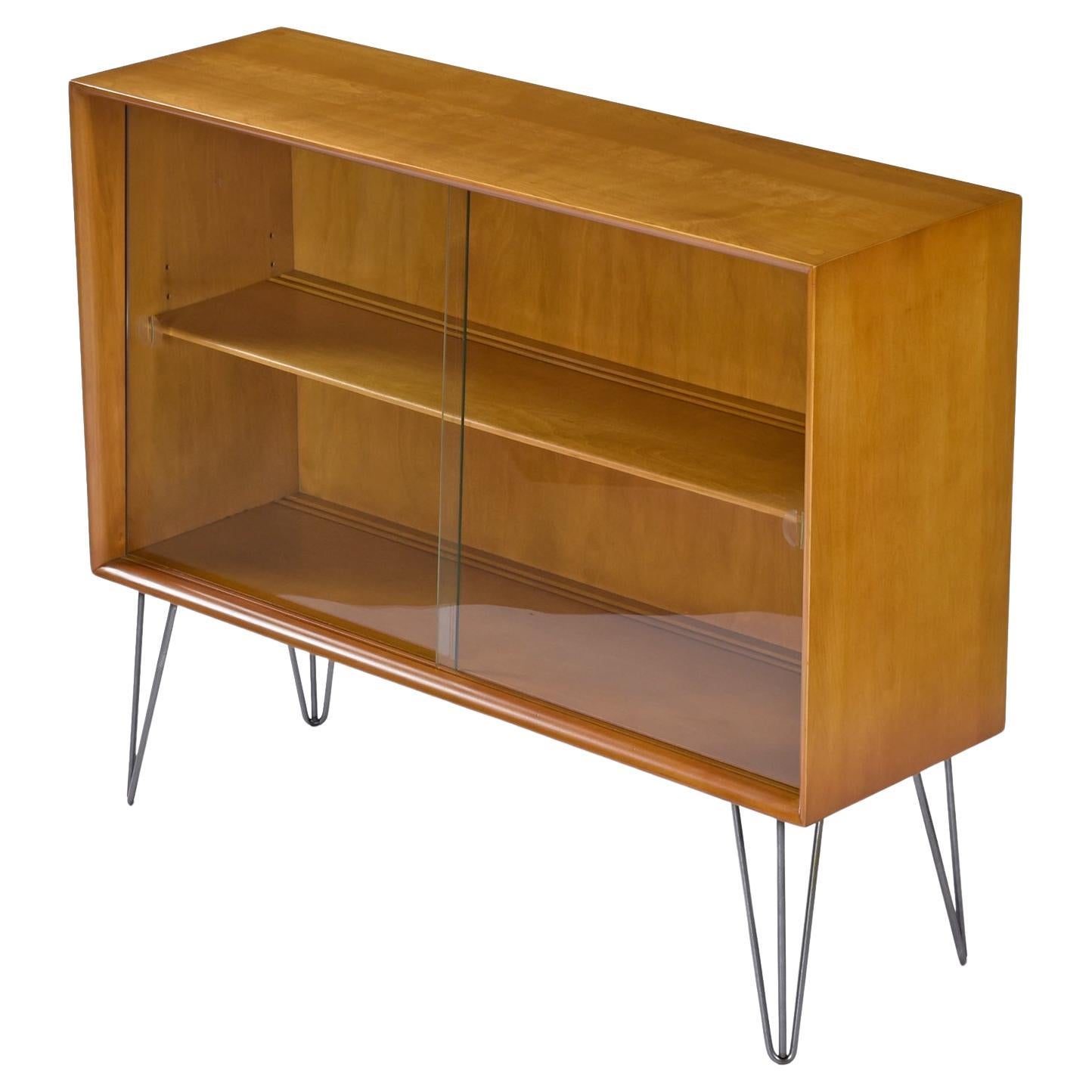 Heywood Wakefield Wheat Finish Bookcase Media Cabinet Dry Bar on Hairpin Legs For Sale