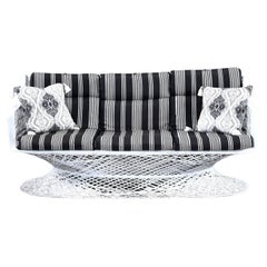 Canapé d'extérieur vintage Russell Woodard restauré en fibre de verre filée Canapé d'extérieur vintage Russell Woodard restauré en fibre de verre filée