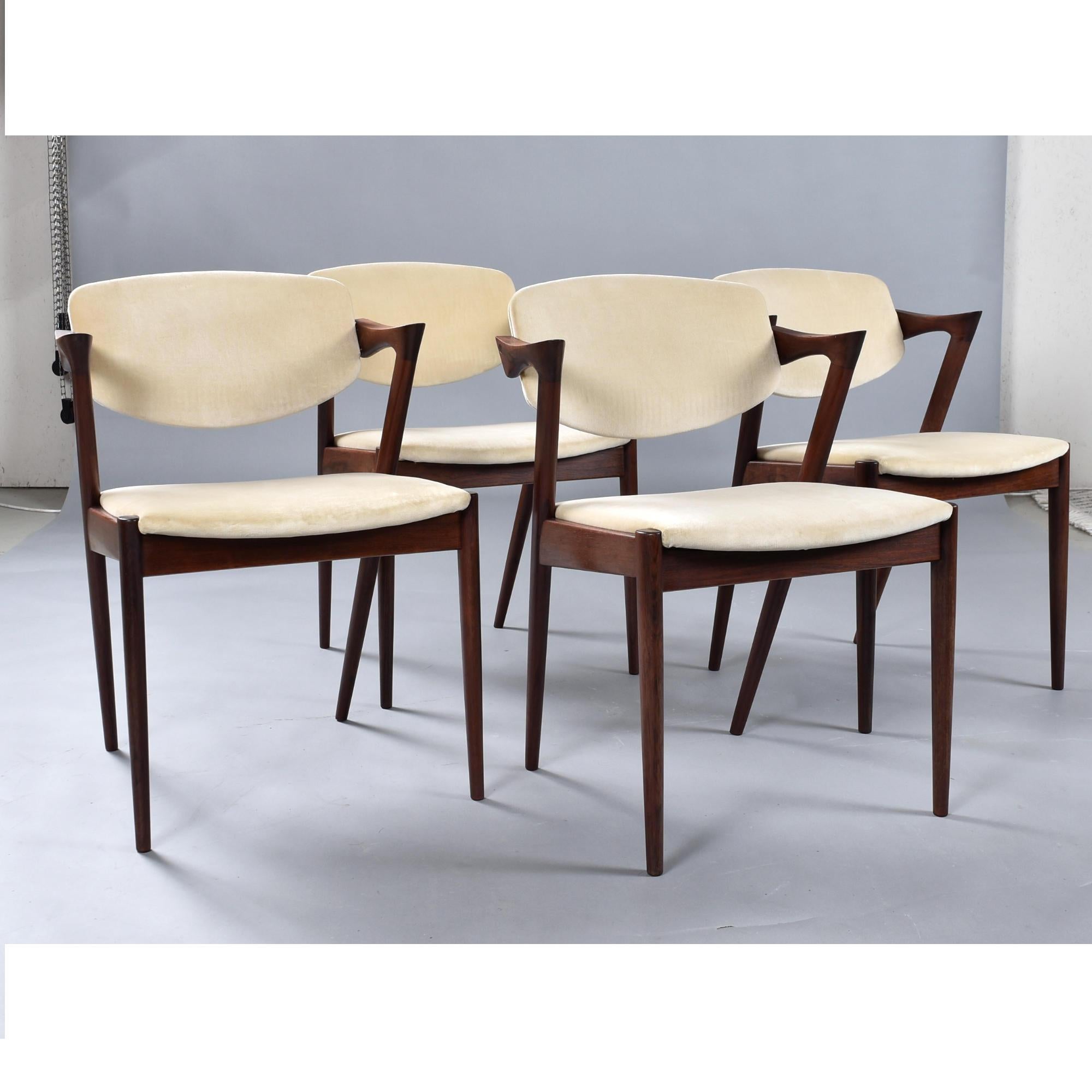 Set di 4 poltrone Kai Kristiansen modello 42 in teak massiccio 