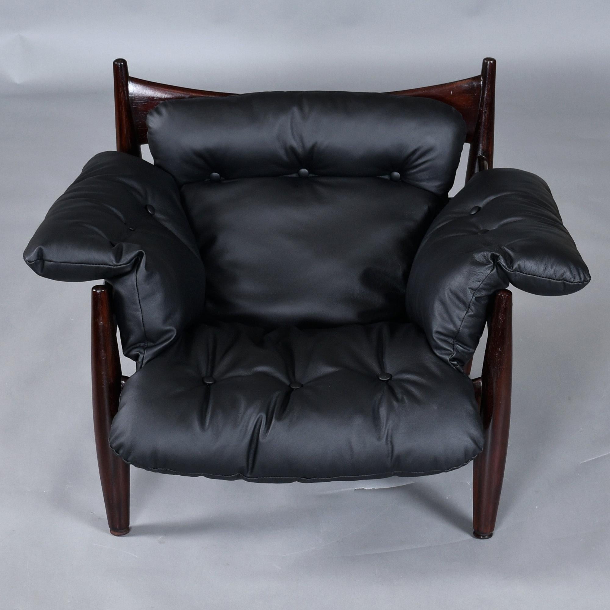 Mid-Century moderno Sedia a fionda in palissandro e pelle con ottomana di Sergio Rodrigues per ISA in vendita