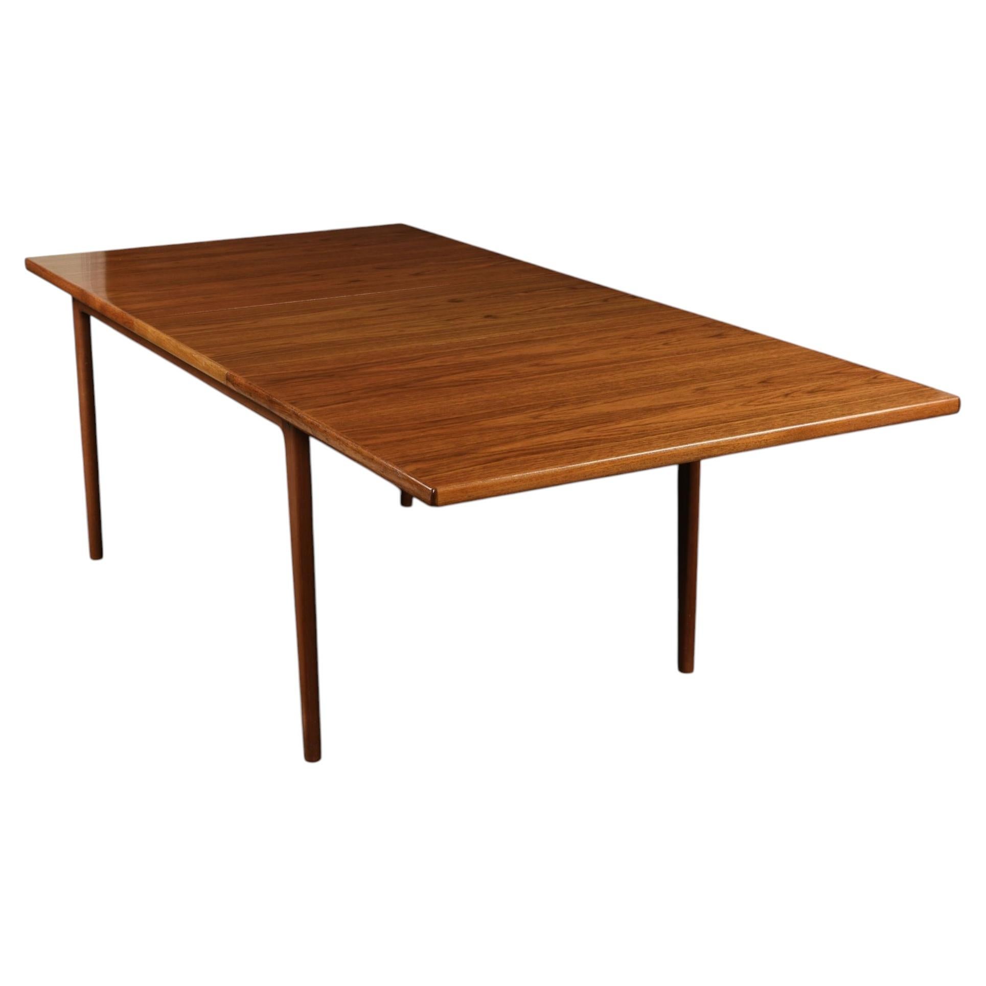 Danish Modern Teak Draw-Leaf Dining Table, Denmark, circa 1960s For Sale
