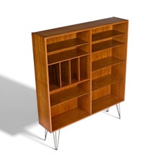 Poul Hundevad Danish Teak Bookcase with Hairpin Legs, Denmark, 1960s