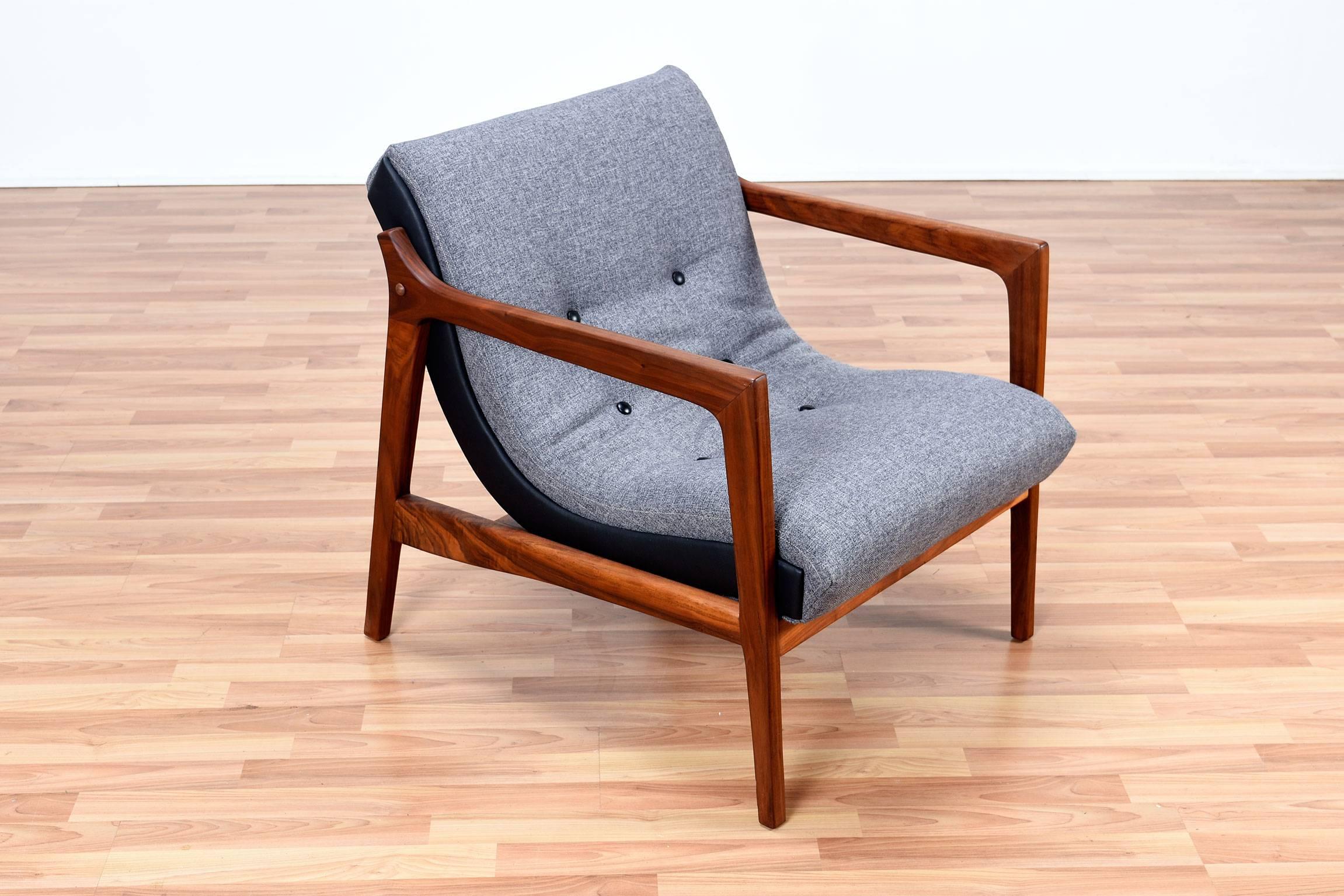Restored Duo Tone Mid-Century Modern Scoop Chair 1