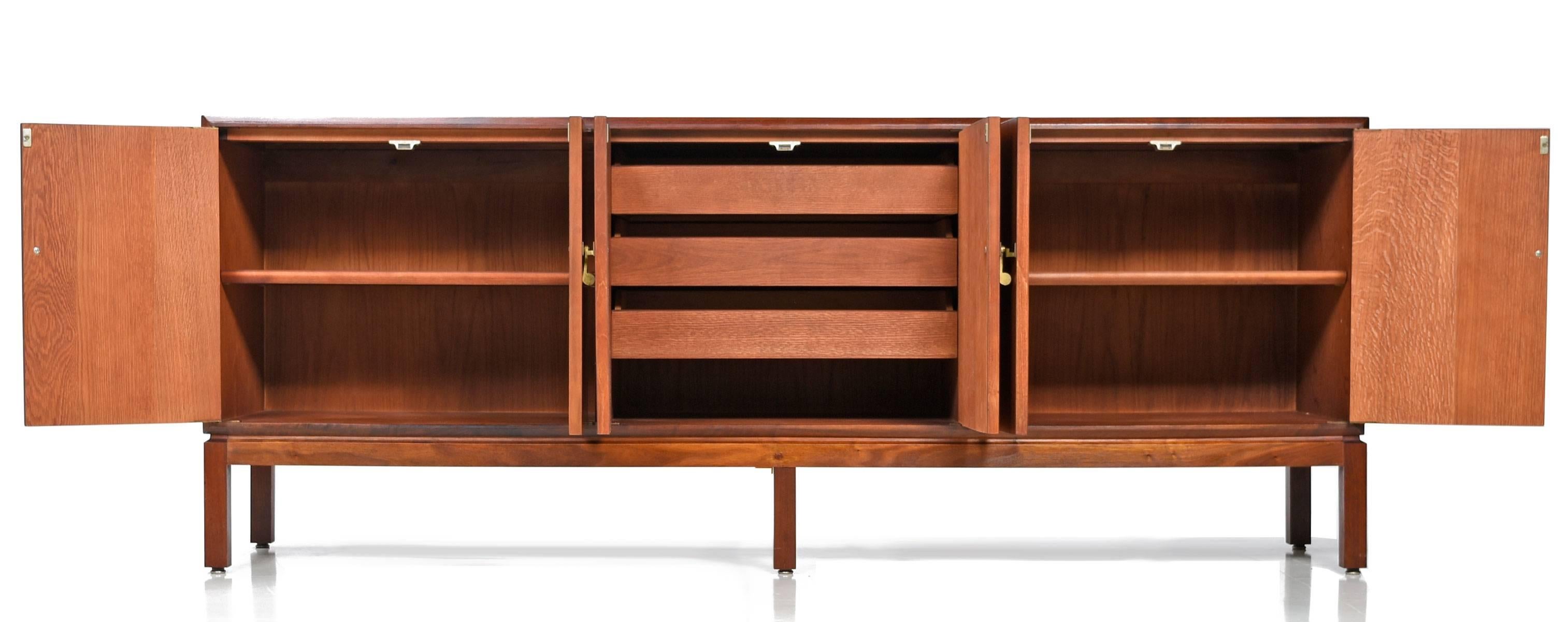 Mid-20th Century Foster-McDavid Style Walnut Credenza with Brass Latches, 1960s