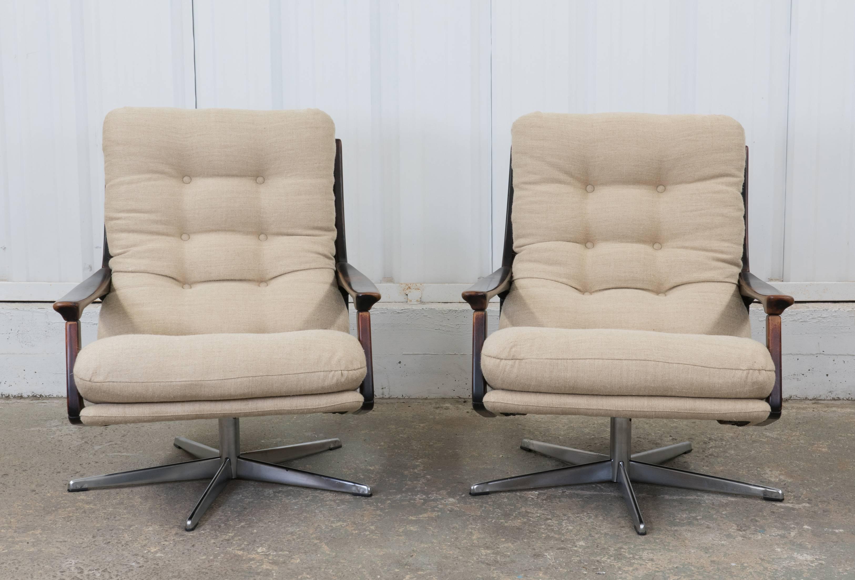 French Pair of 1970s Swivel Chairs