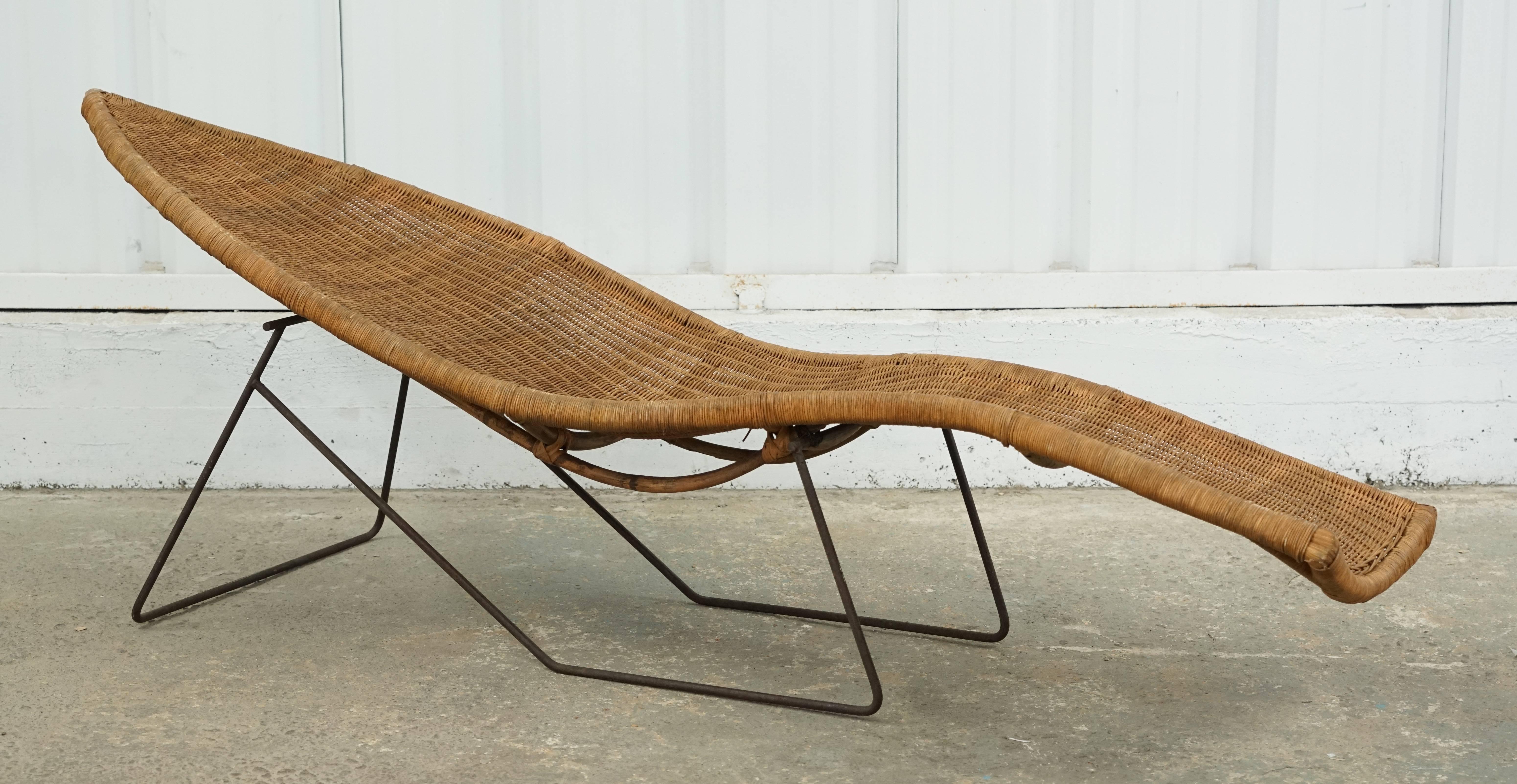 Fabulous vintage John Salterini wicker chaise that forms the shape of a fish! A retro Classic.