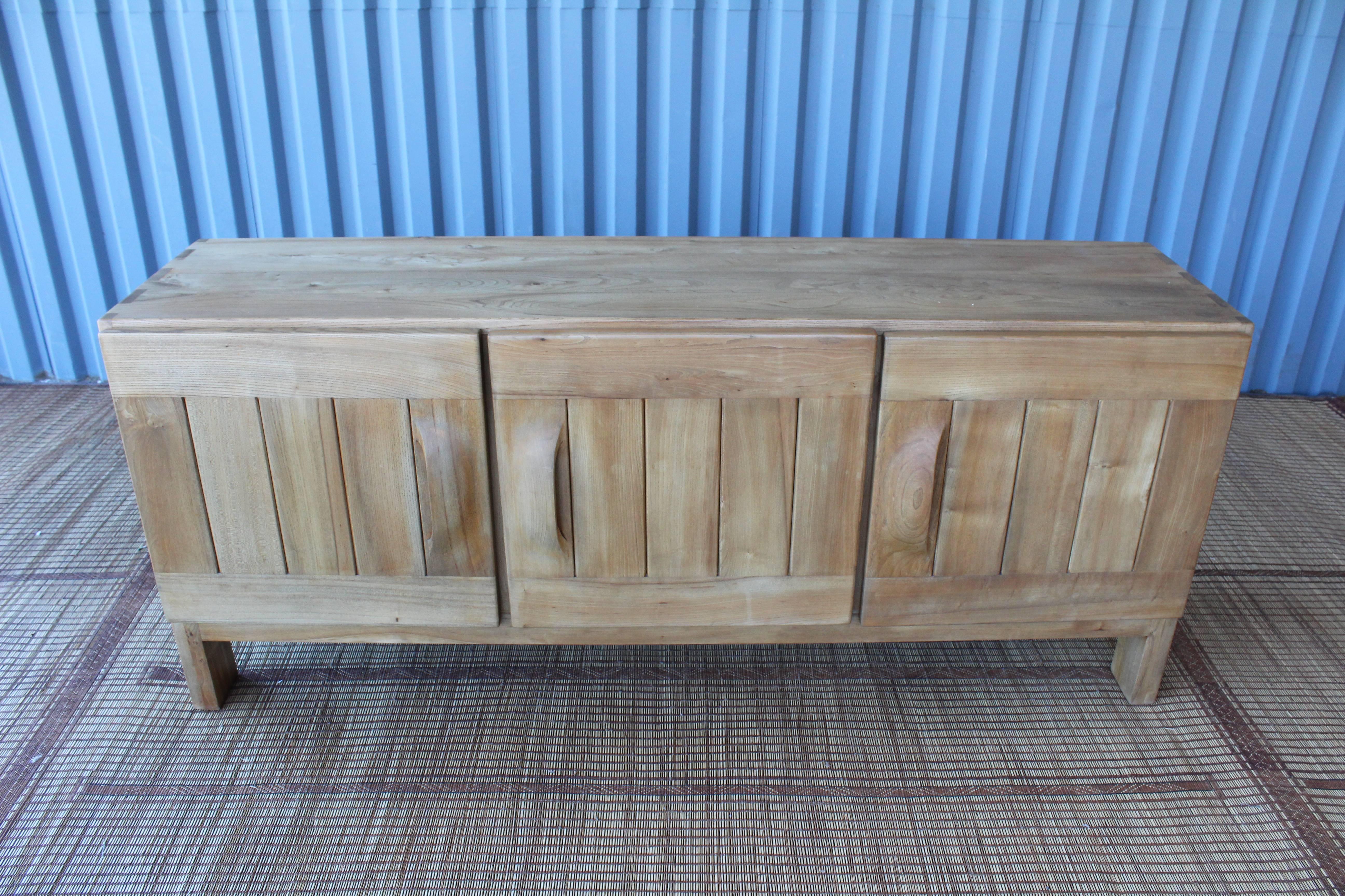 French 1960s Solid Elm Credenza by Maison Regain In Excellent Condition In Los Angeles, CA
