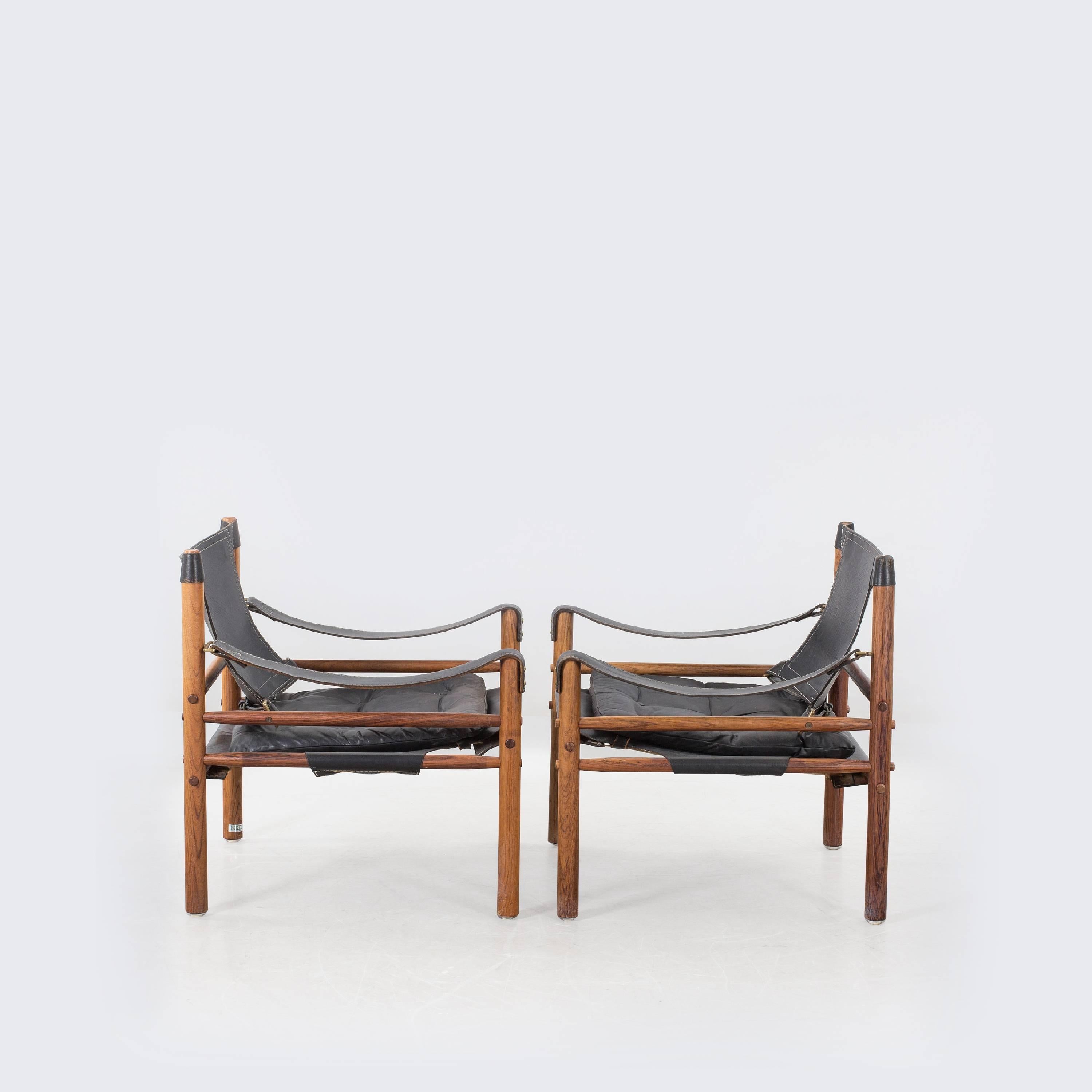 Scandinavian Modern Arne Norell Safari Sirocco Chairs in Rosewood with Detachable Table, 1960s 