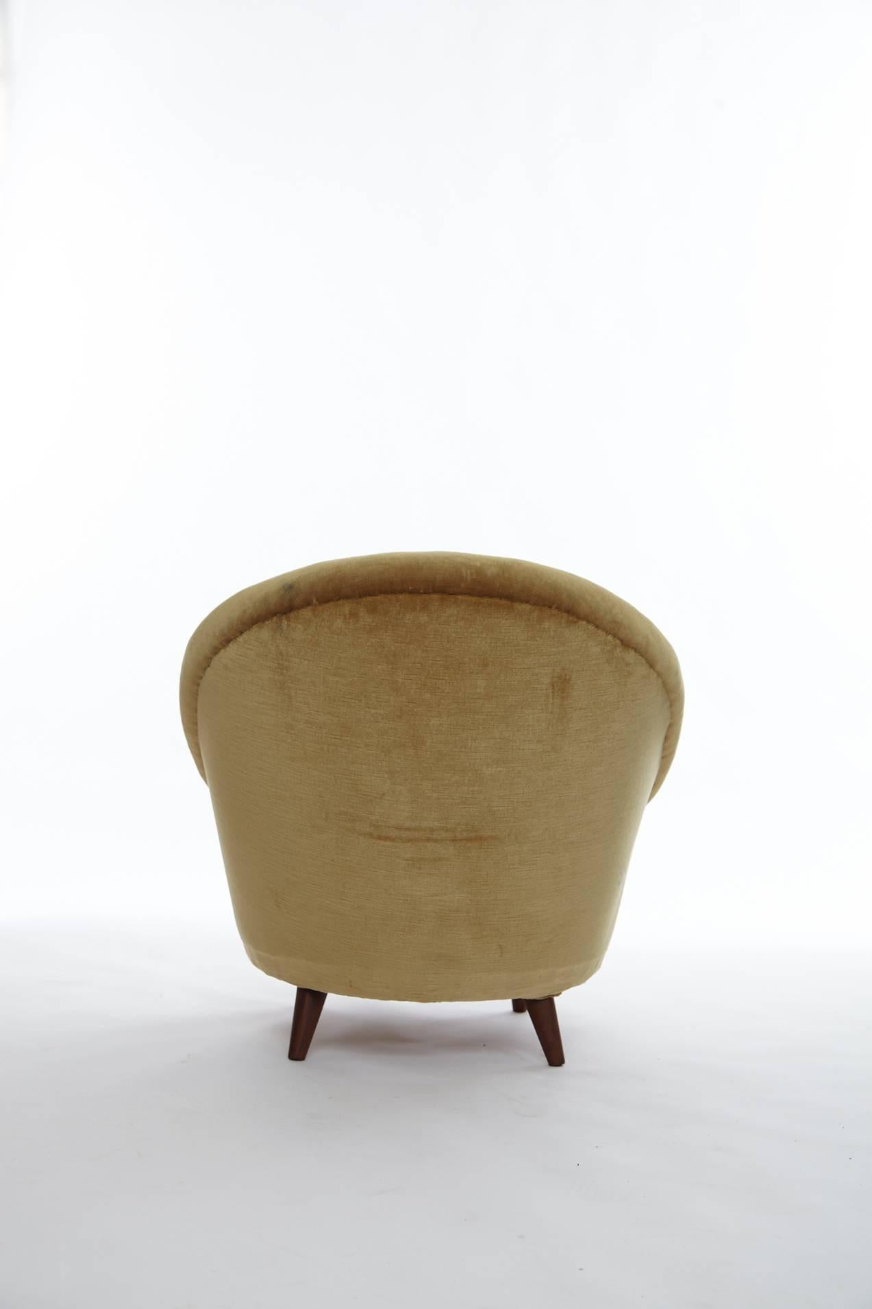 1950s Norwegian Egg Chair In Good Condition In London, GB