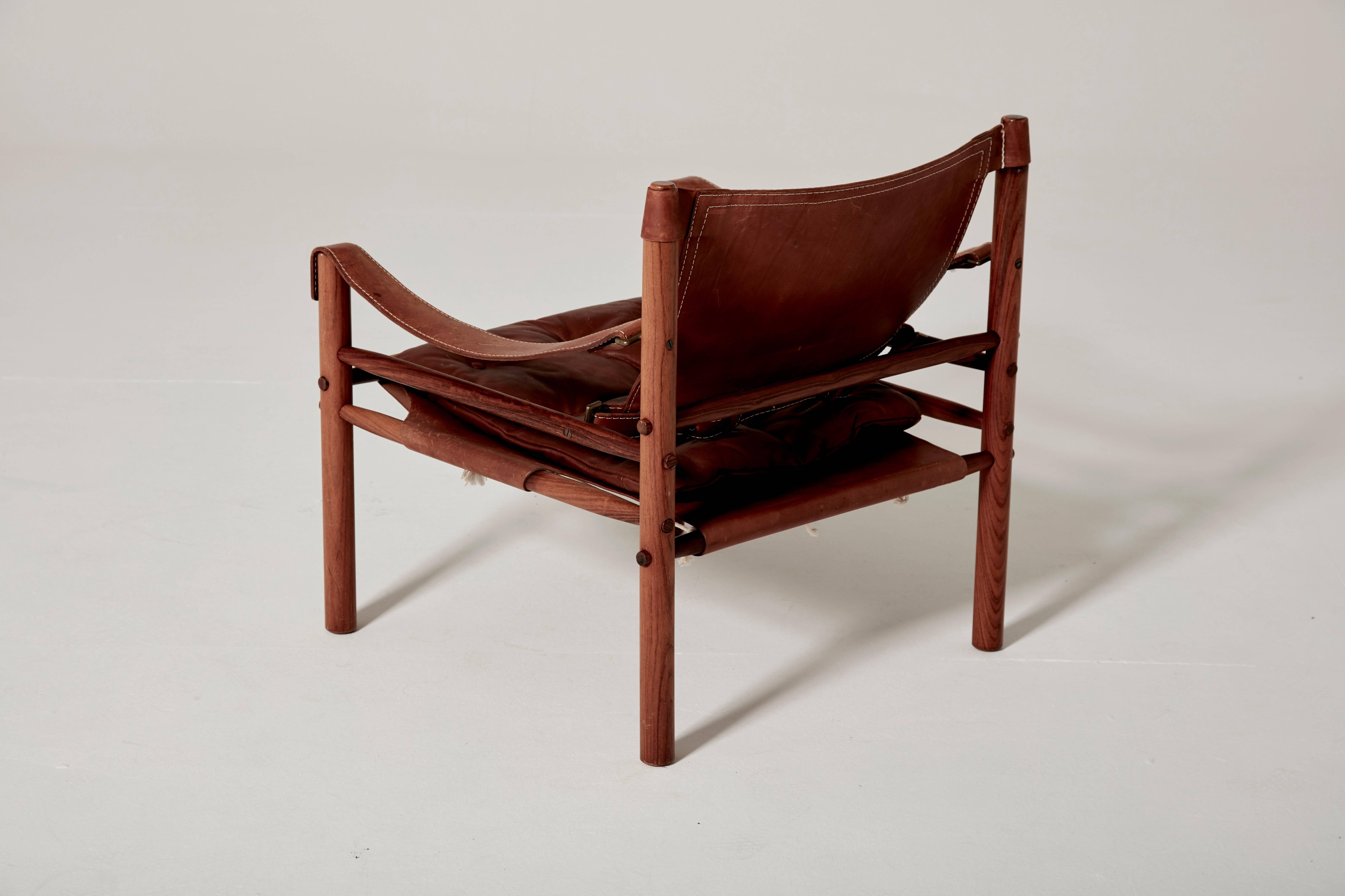 Mid-Century Modern Arne Norell Safari Chair, Brown Leather and Rosewood, Sweden, 1970s