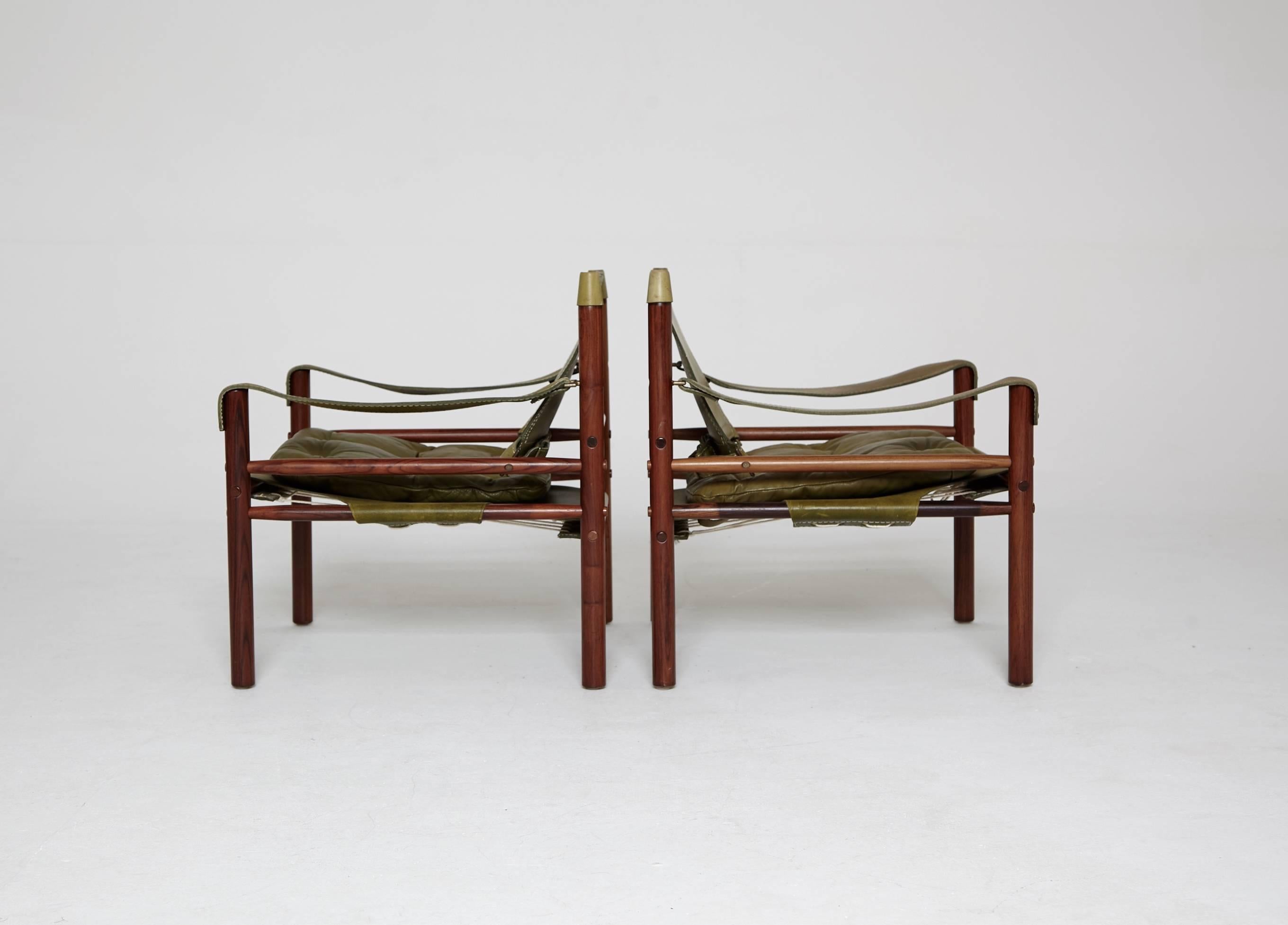 Scandinavian Modern Pair of Green Leather Arne Norell 'Sirocco' Safari Chairs, Sweden, 1960s-1970s