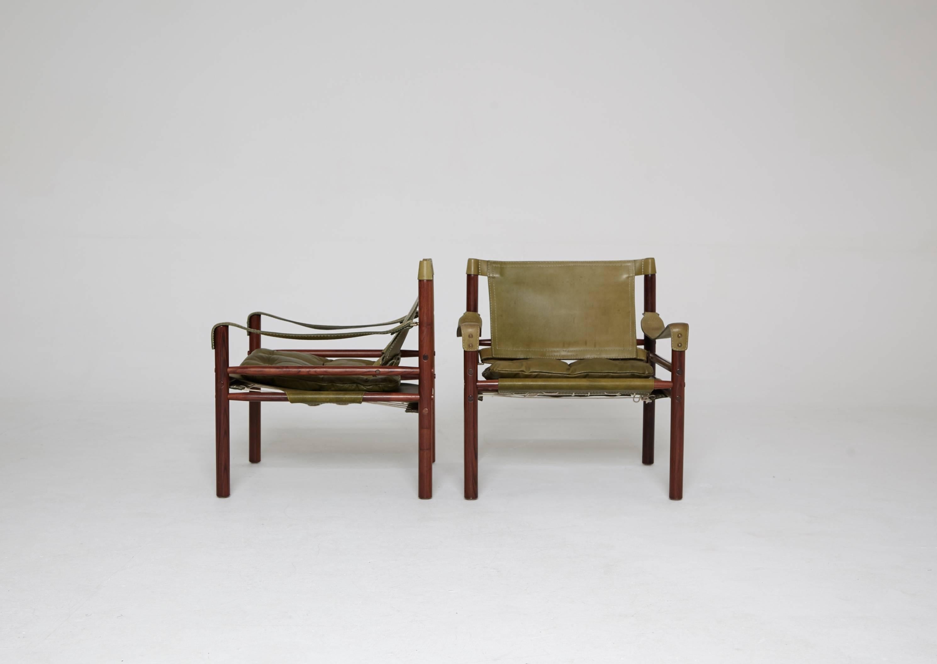 Pair of Green Leather Arne Norell 'Sirocco' Safari Chairs, Sweden, 1960s-1970s 4