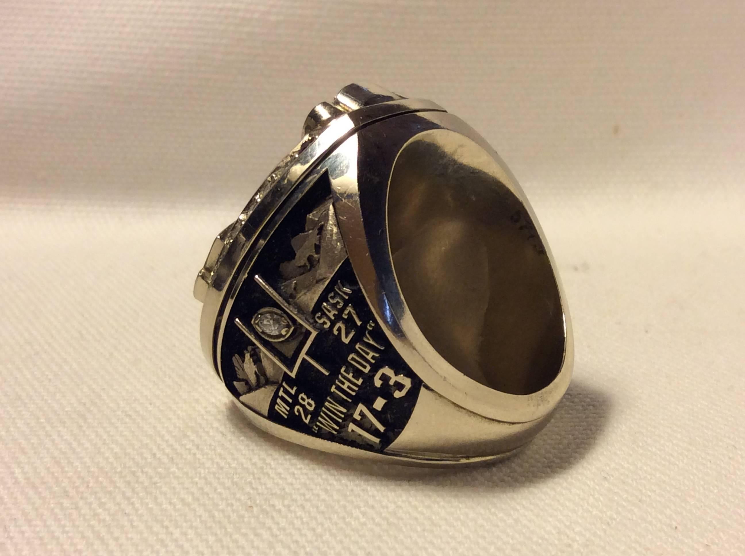 2009 Montreal Alouettes CFL Grey Cup Players Championship Ring In Excellent Condition For Sale In Carmel-by-the-sea, CA