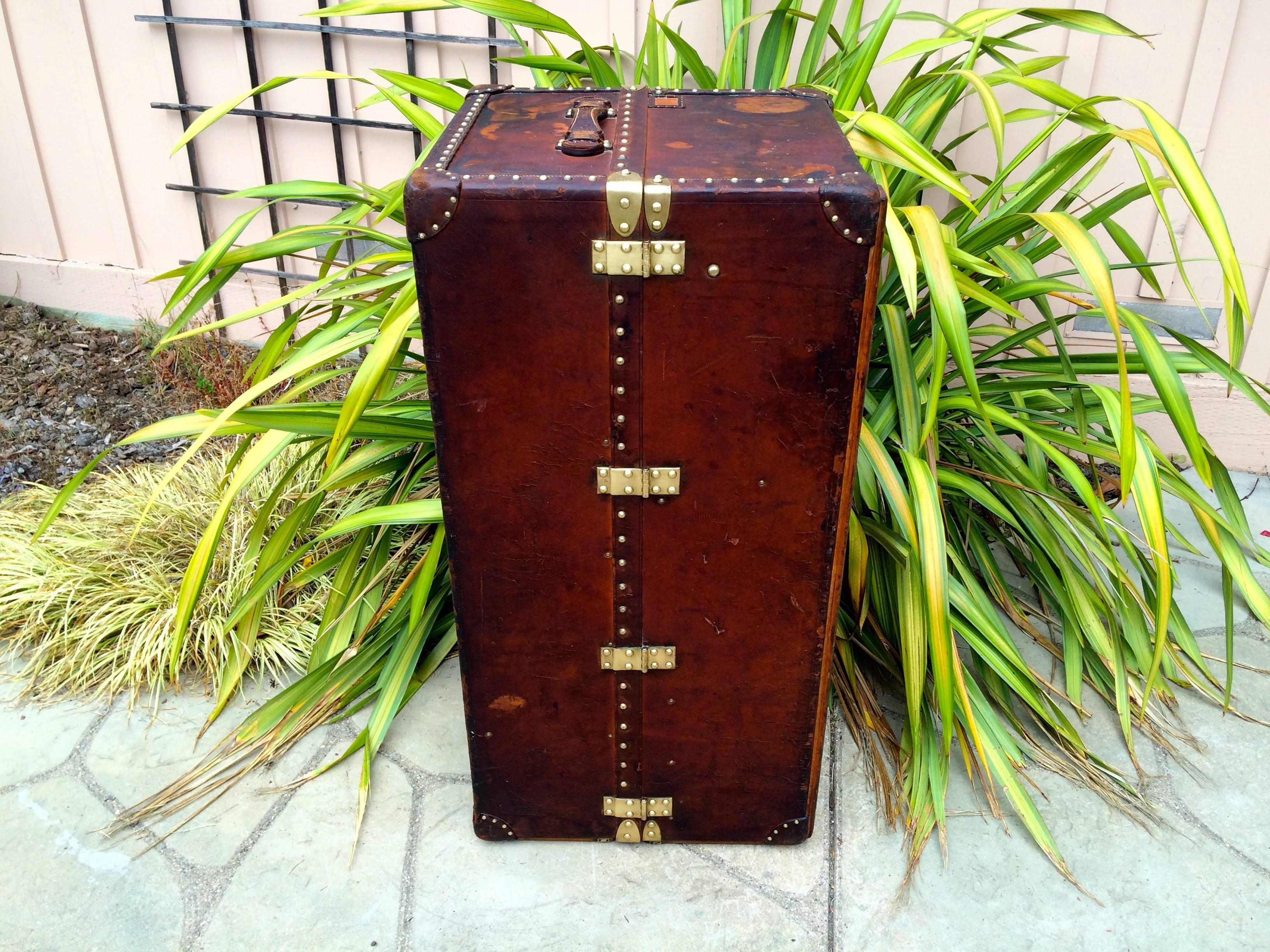 Louis Vuitton Antique Leather Wardrobe Steamer Trunk  Goyard Purse bag suitcase In Excellent Condition For Sale In Carmel-by-the-sea, CA