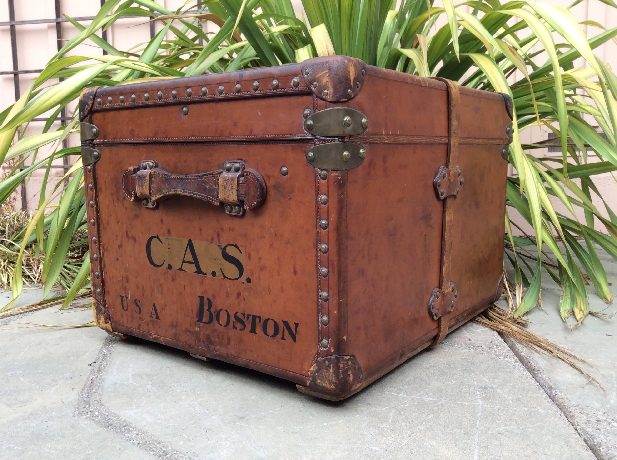 Louis Vuitton Antique Leather Steamer Trunk  Goyard era Purse bag suitcase art  In Excellent Condition For Sale In Carmel-by-the-sea, CA
