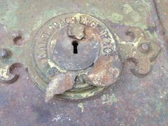 Antique Strong Box Safe iron old lock 17th century 18th 19th casket trunk