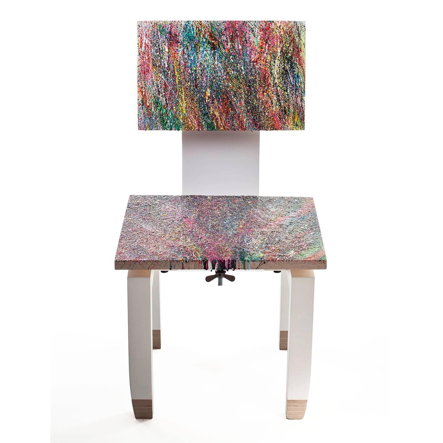 chair[dot]multi-ply "Color by Linnenbrink", 2015.

Art and design have always been neighbors. On McKibbin street they literally work right next door. When danielmoyer design's chair[dot]multi-ply stopped over at the studio of resin