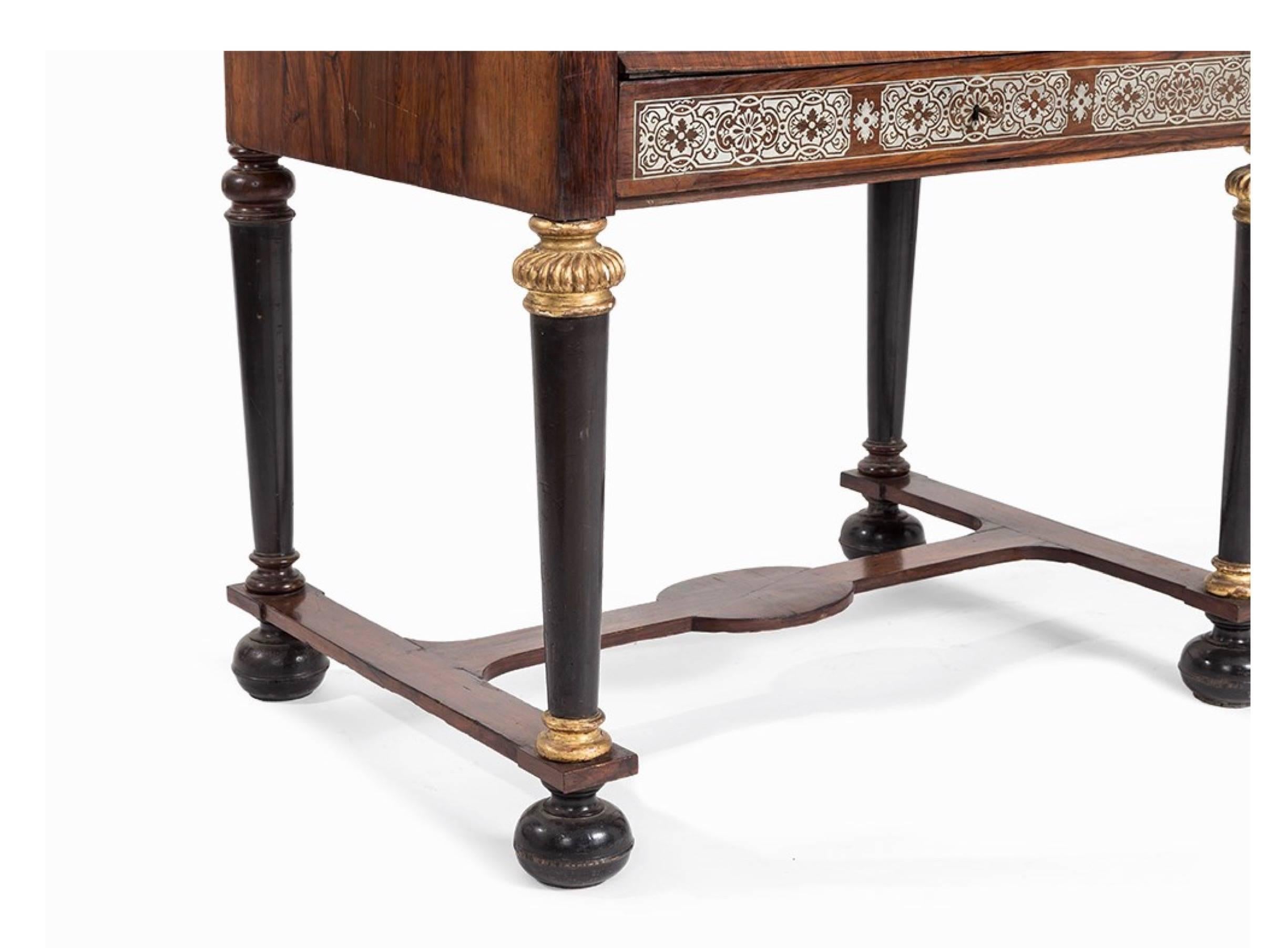 Wunderschöner Schreibtisch/Schrank aus Zinn mit Intarsien aus dem 18. Jahrhundert (Deutsch) im Angebot
