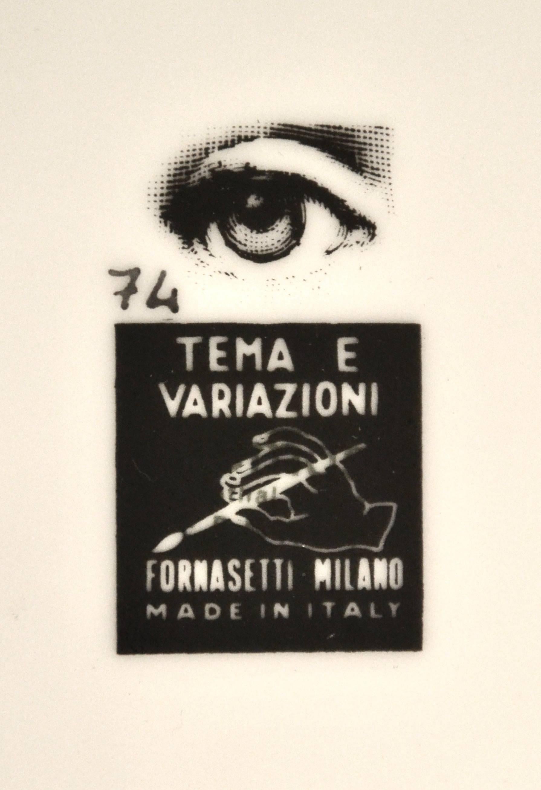 All plates have their serial number and the Fornasetti Milano mark on their back.
  