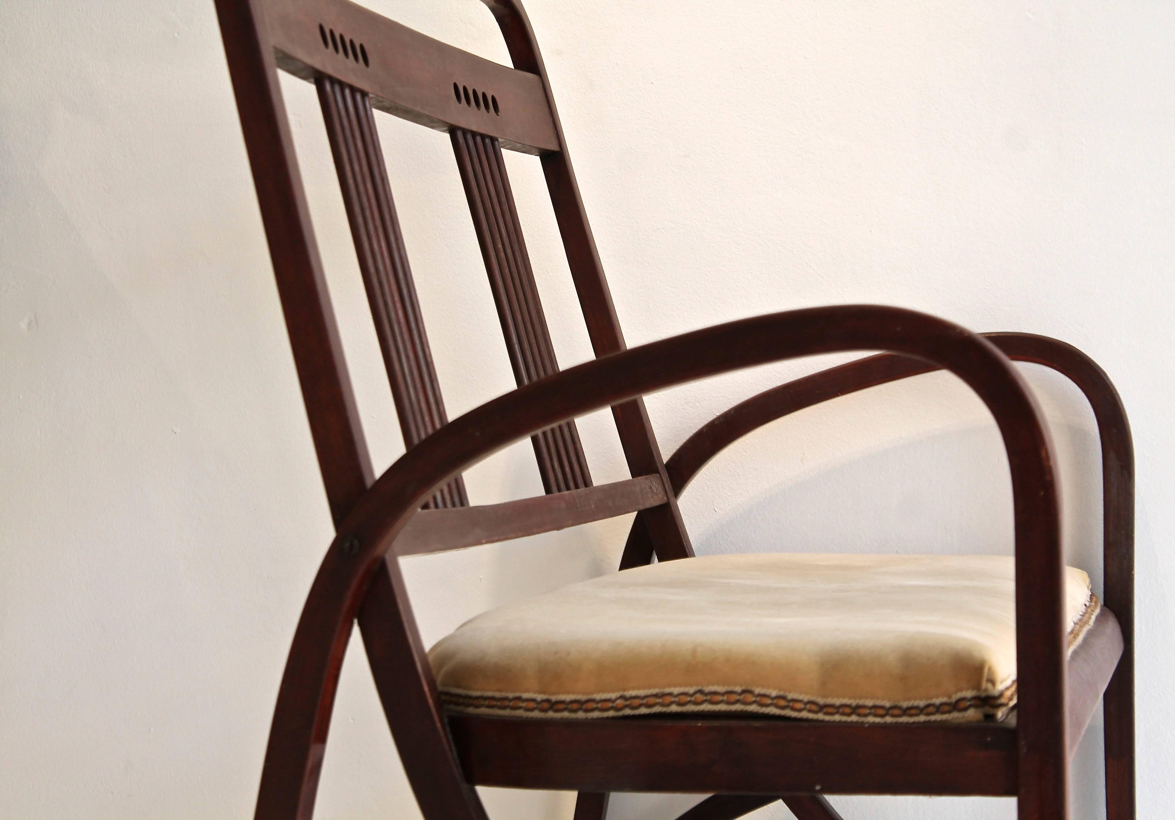 Thonet Model 511 Bentwood Bench, Vienna Secession, circa 1900 1