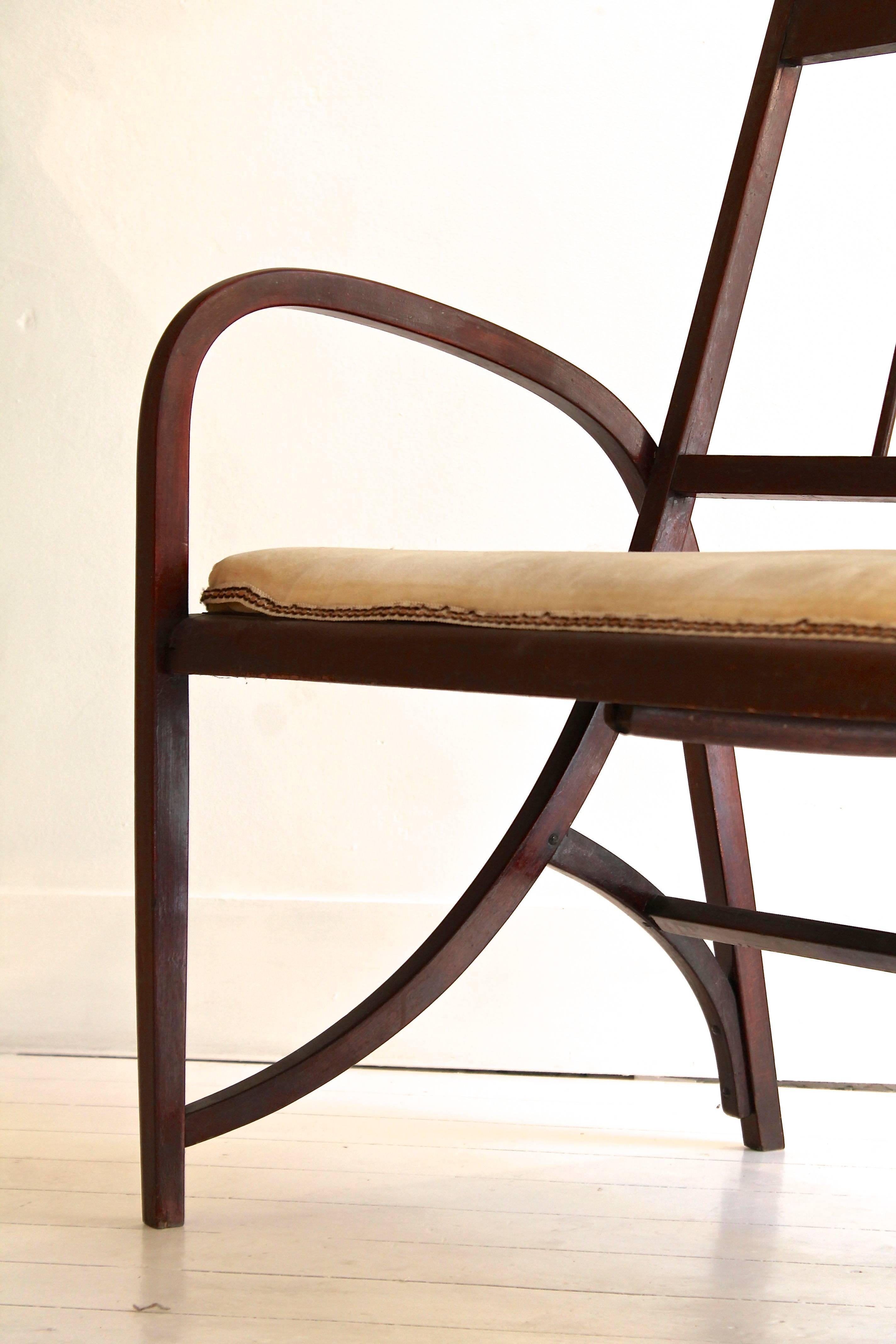Thonet Model 511 Bentwood Bench, Vienna Secession, circa 1900 3