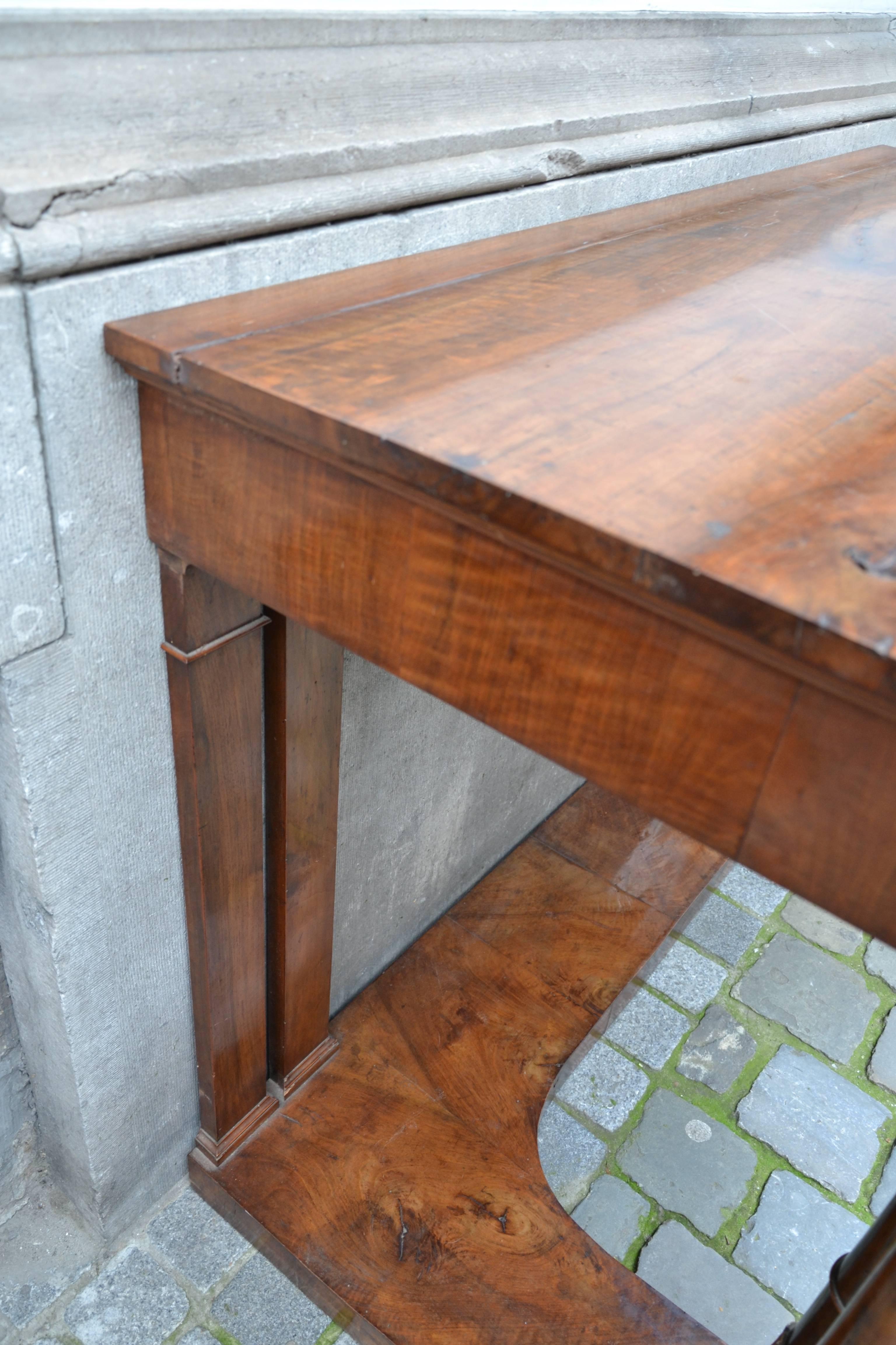 Early 19th Century Tuscan Console Table In Walnut 1