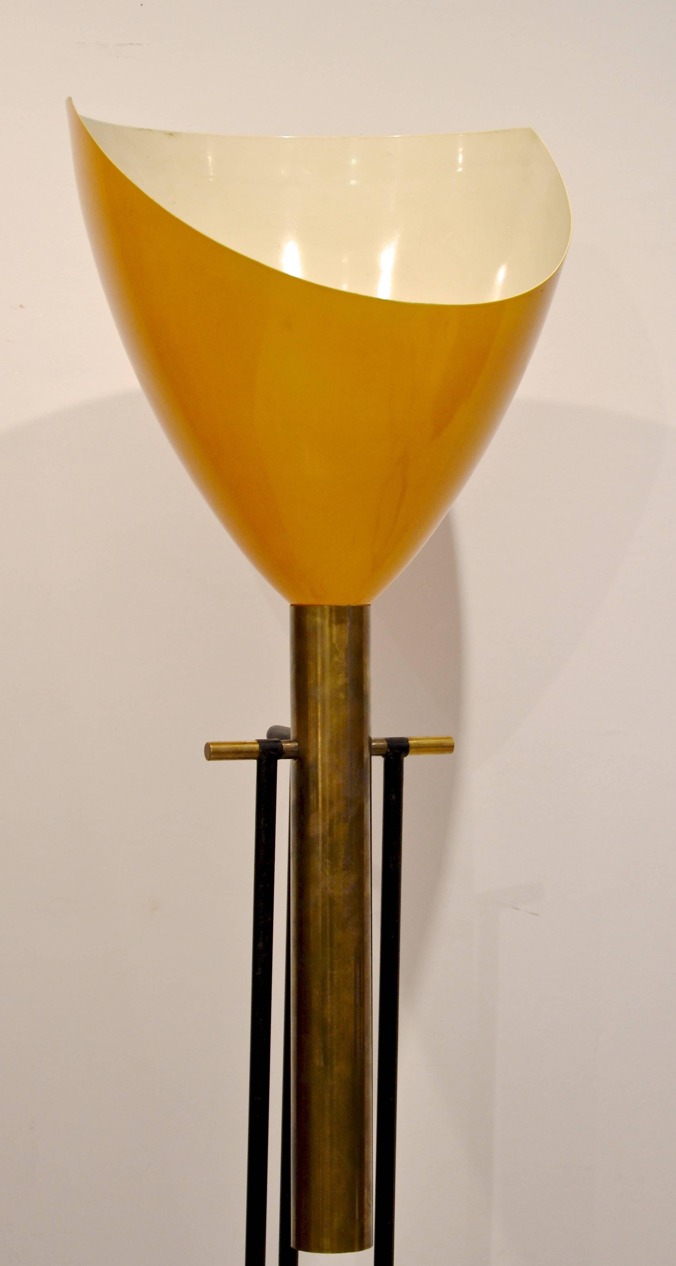 Mid-Century Modern Elegant Ettore Sottsass Floor Lamp for Arredoluce, Italy, 1957