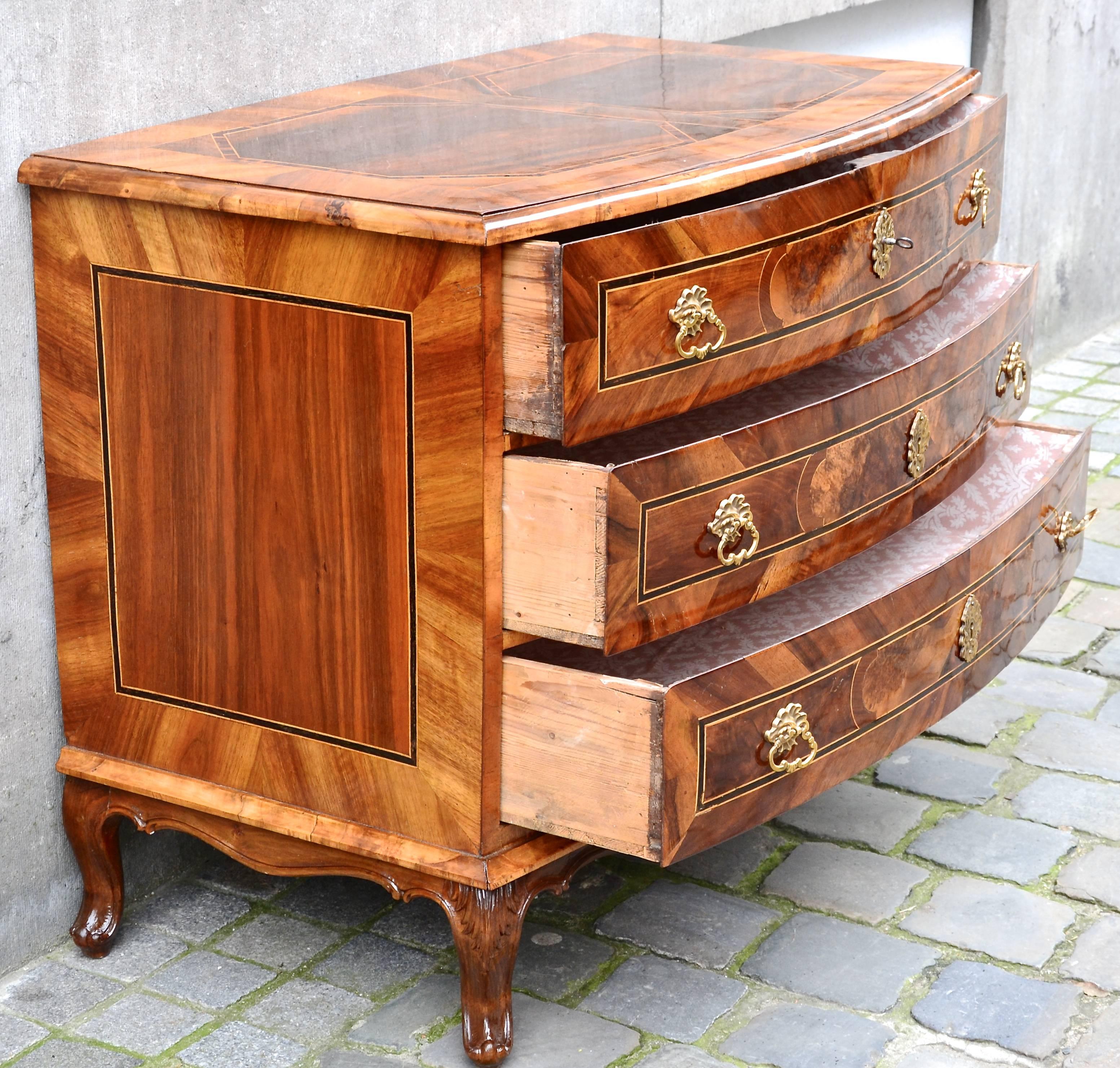 18th Century German Marquetry Chest of Drawers For Sale 1