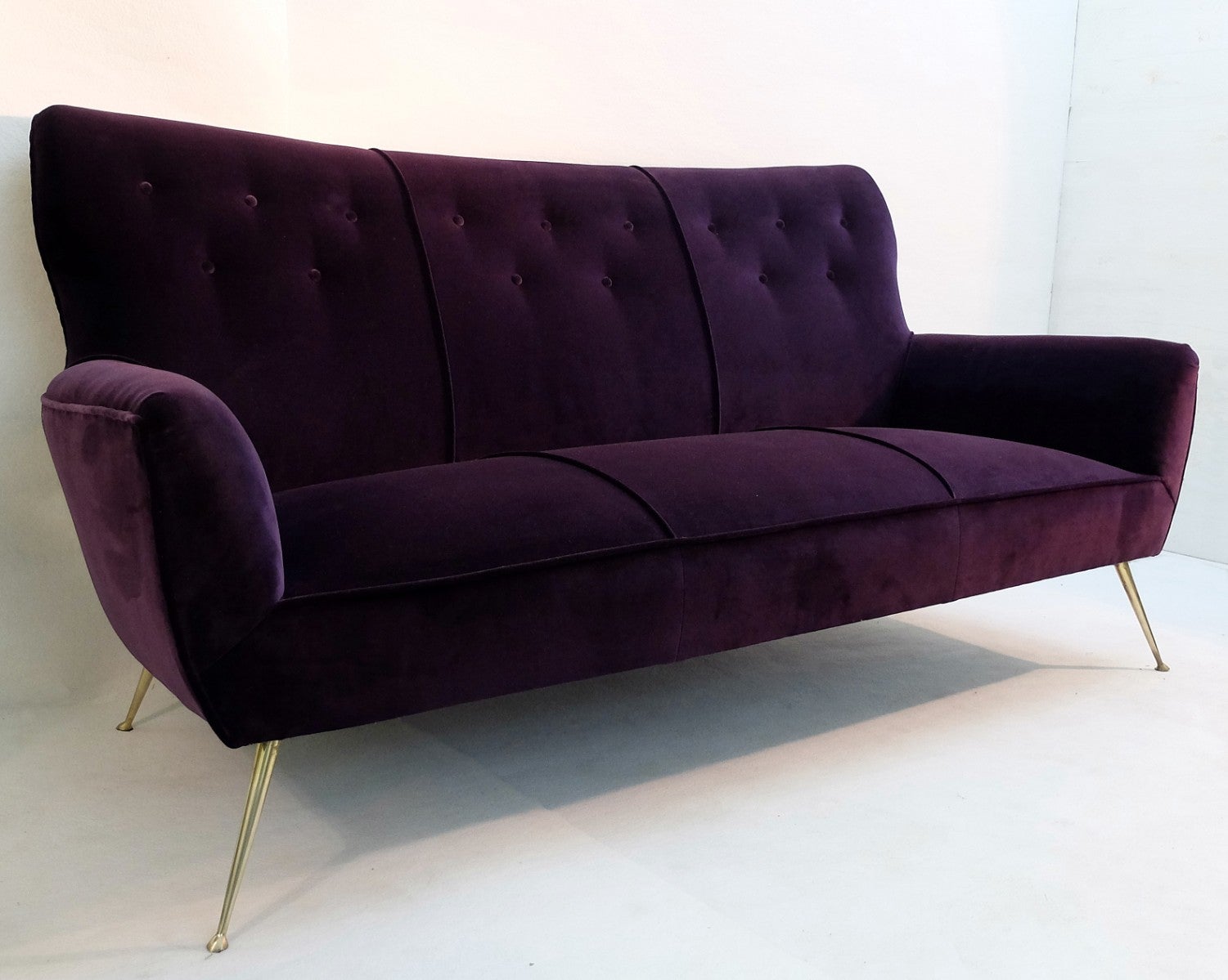 Aubergine Velvet Sofa Italian Lady Style Aubergine Purple Velvet Sofa