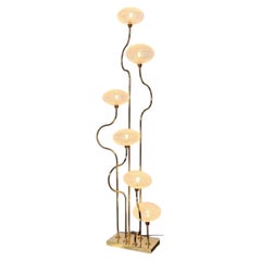 Lampada da terra contemporanea, ottone e vetro, Italia