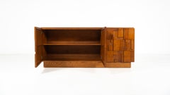 Buffet contemporain en bois de style brutaliste, Italie