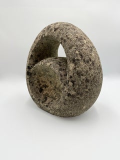 Kalksteinskulptur „Echo du rire – Déclinaison“ von Yasuo Mizui, um 1970