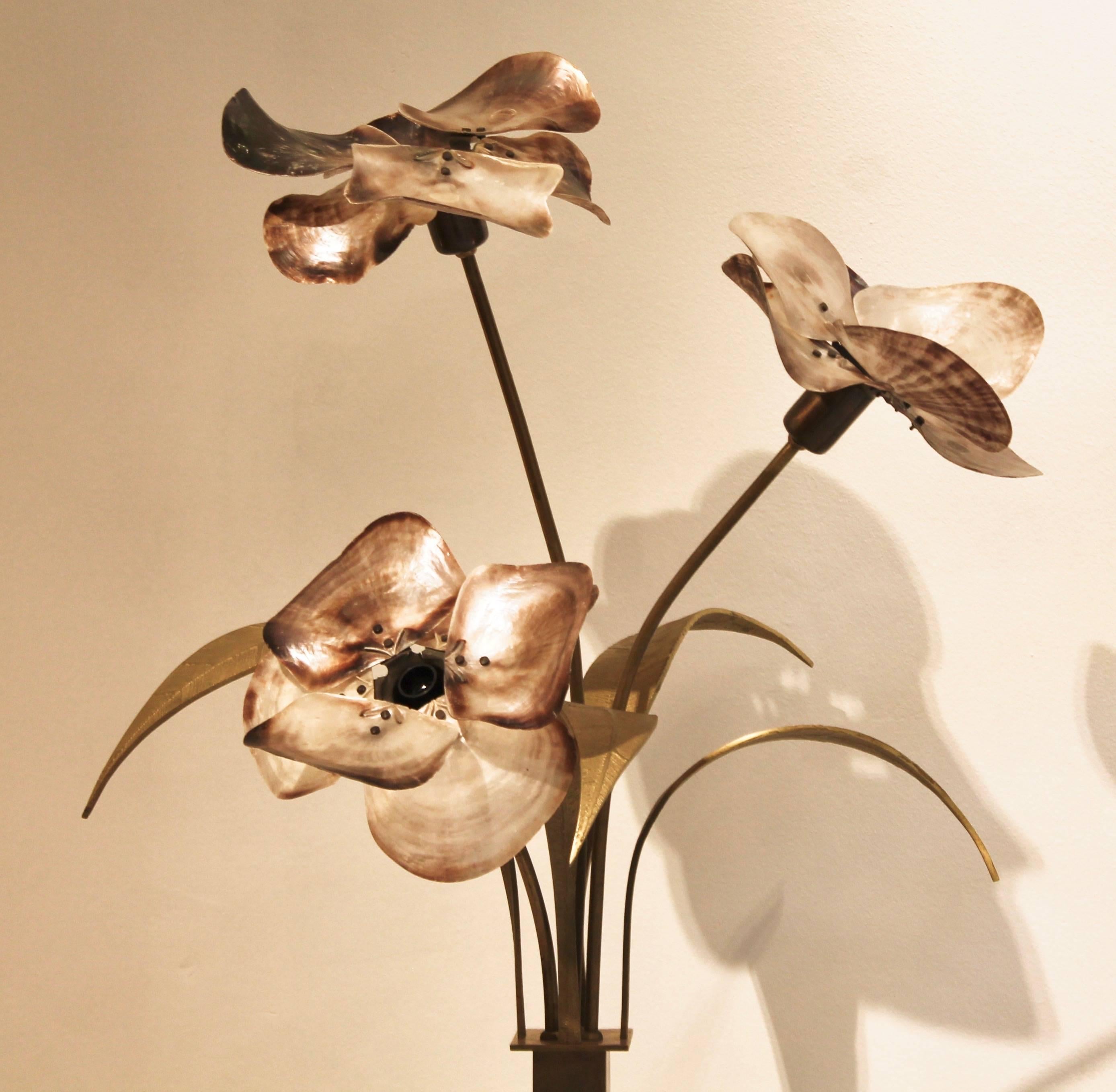 Pair of lamps in bronze and nacre by Belgian Designer Willy Daro, circa 1970.