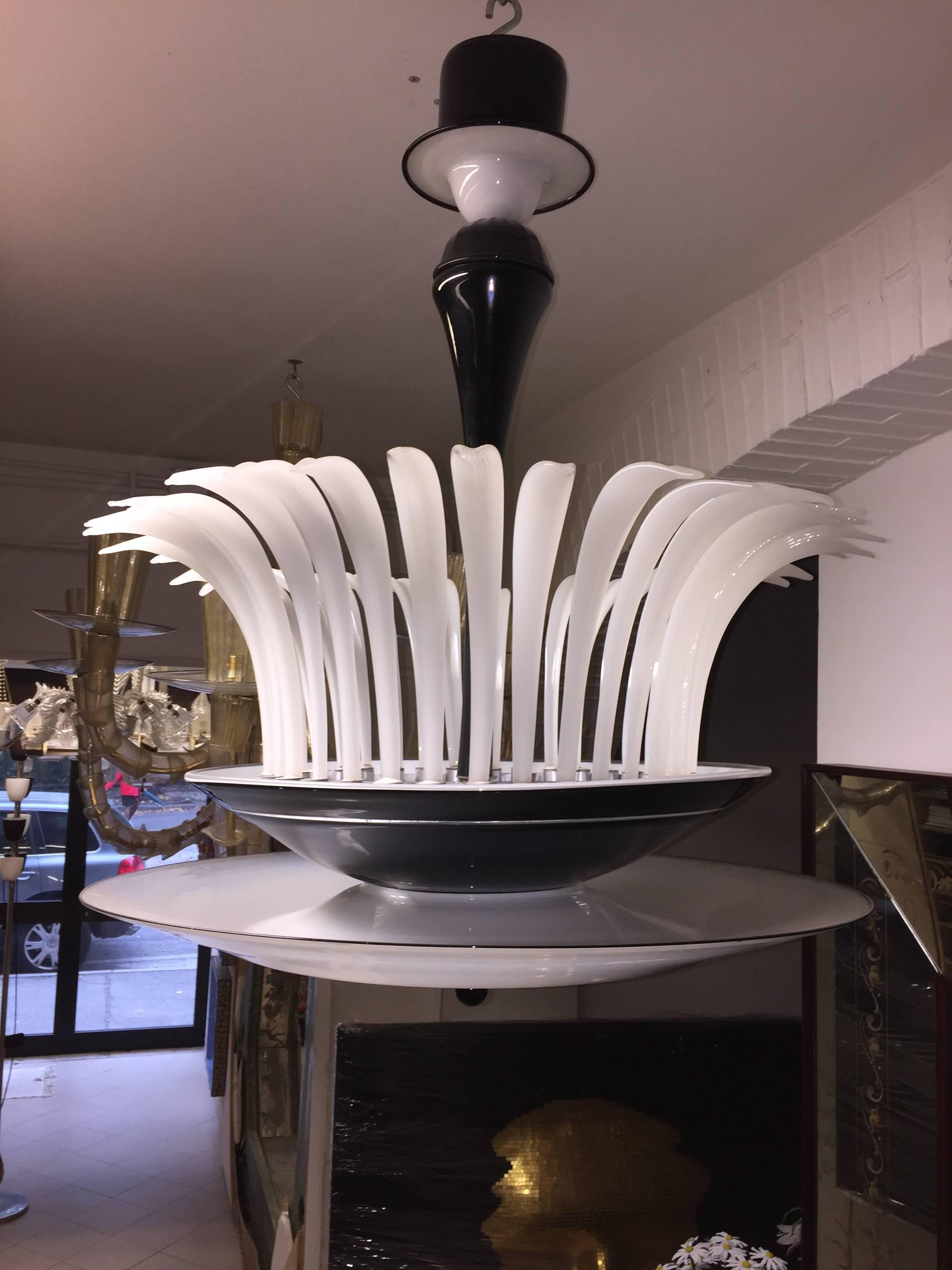 Italian Mid-20th Century Black and White Murano Glass Chandelier For Sale