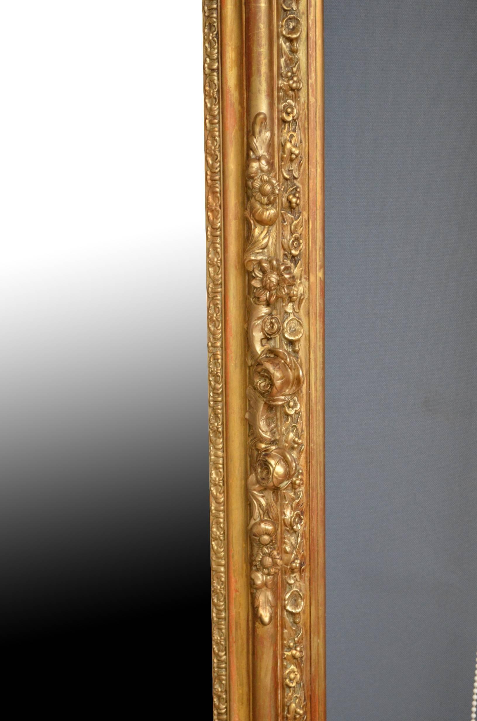 Stunning 19th Century Gilt Mirror In Excellent Condition In Whaley Bridge, GB