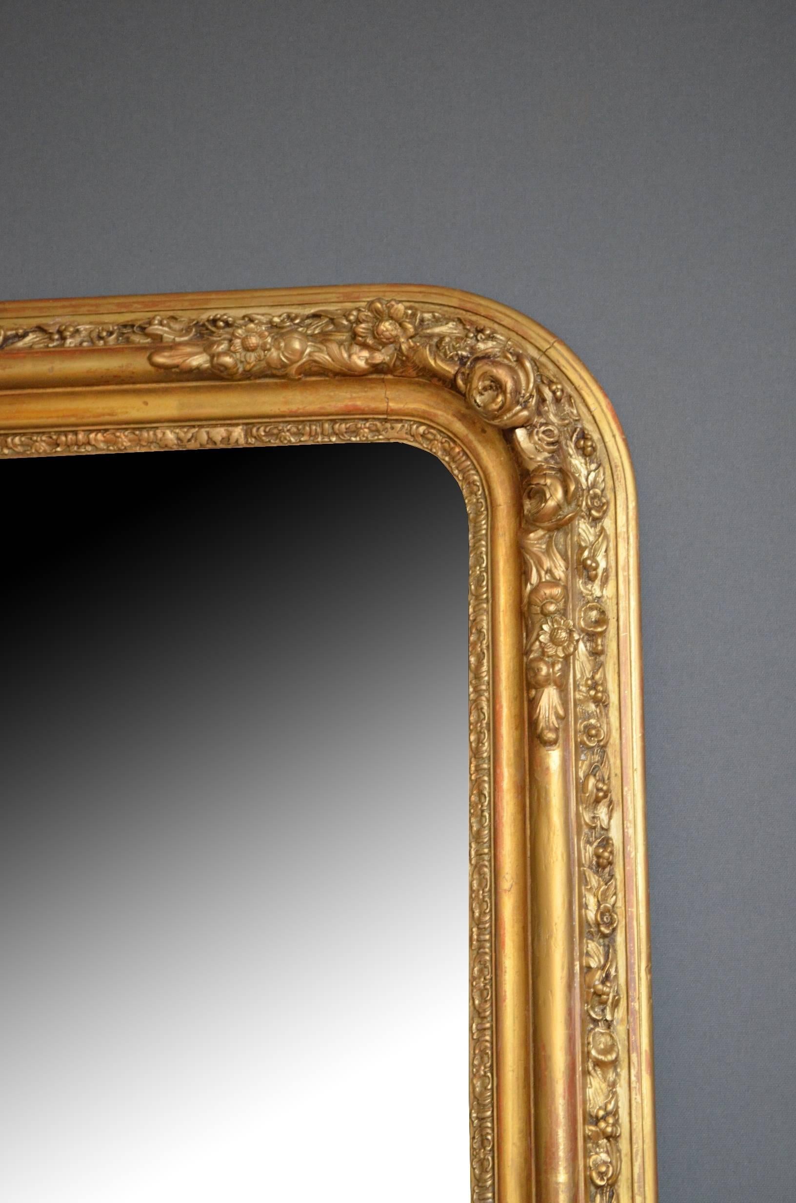 French Stunning 19th Century Gilt Mirror