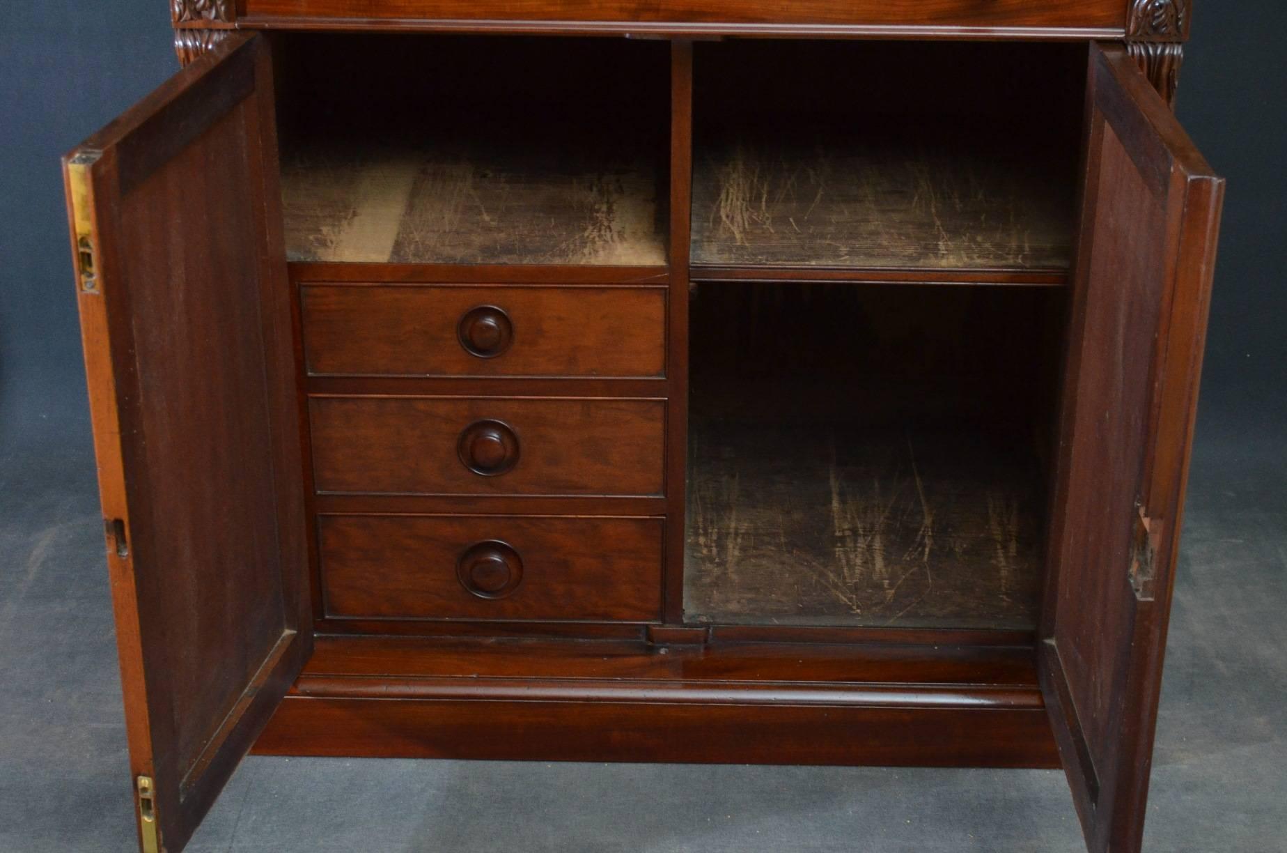 Immaculate William IV Bookcase in Mahogany  1