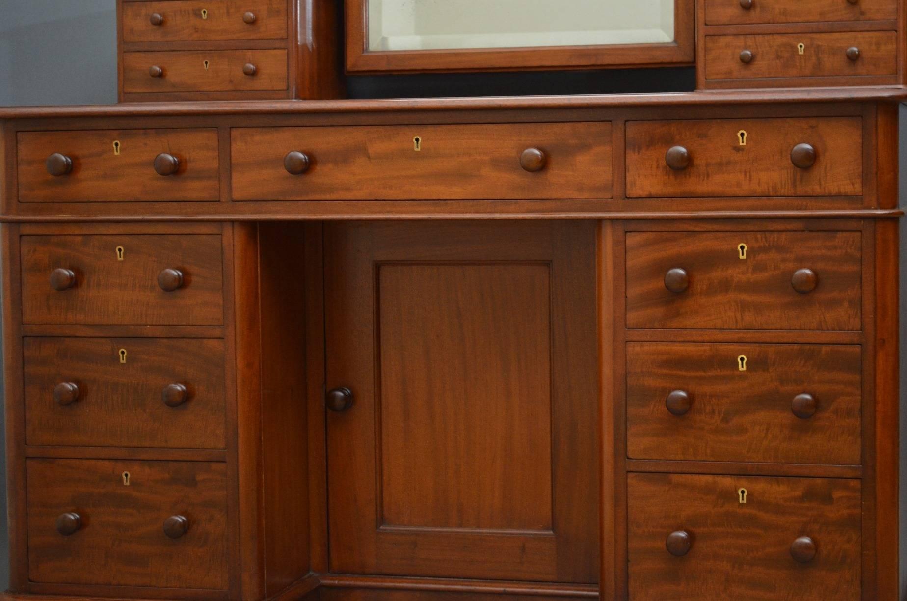 Victorian Mahogany Dressing Table by Maple & Co In Good Condition In Whaley Bridge, GB