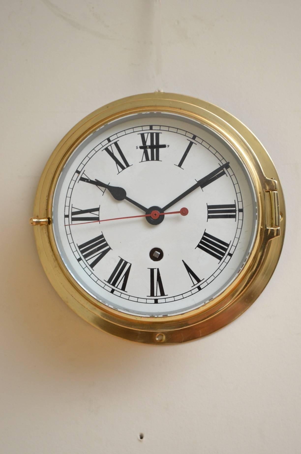 Rare Brass Ships Clock In Good Condition In Whaley Bridge, GB