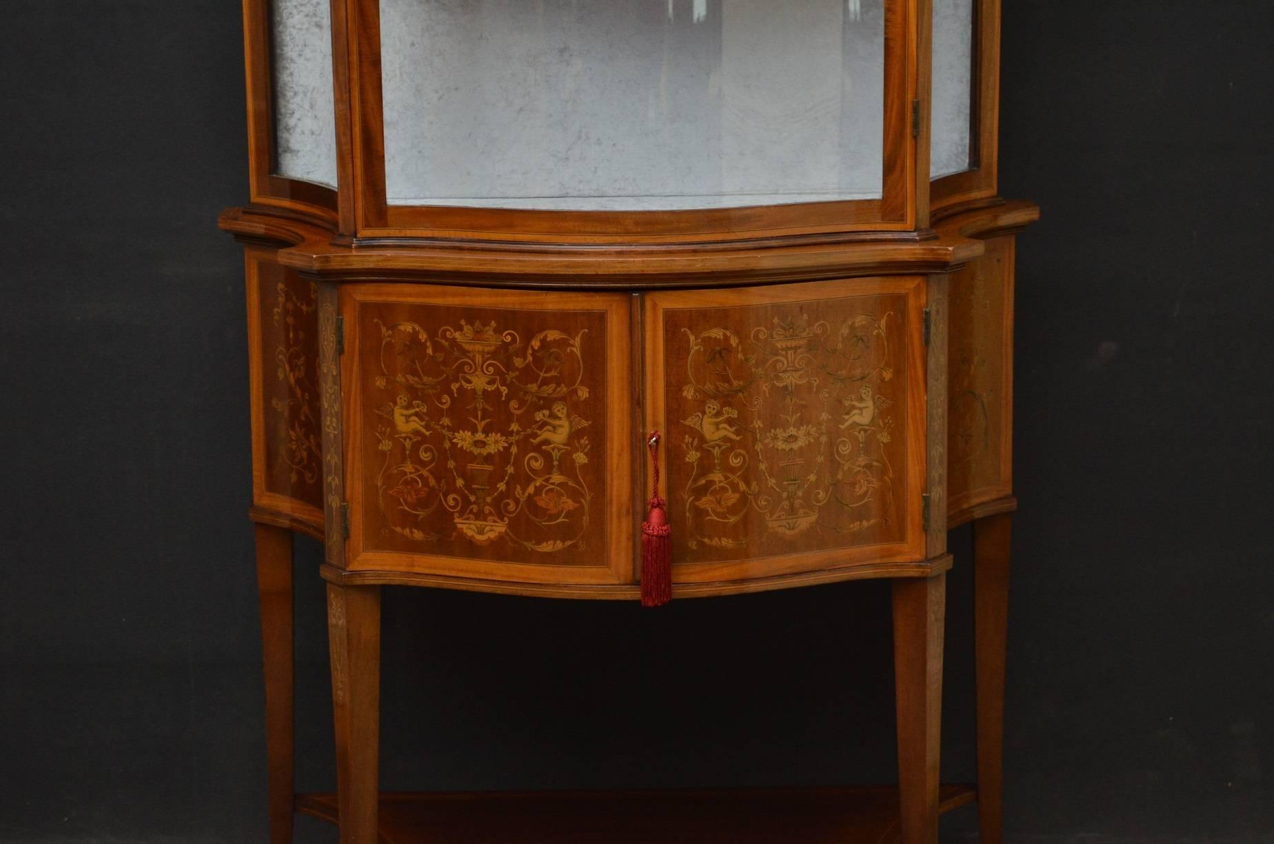 Striking Edwards & Roberts Display Cabinet In Excellent Condition In Whaley Bridge, GB
