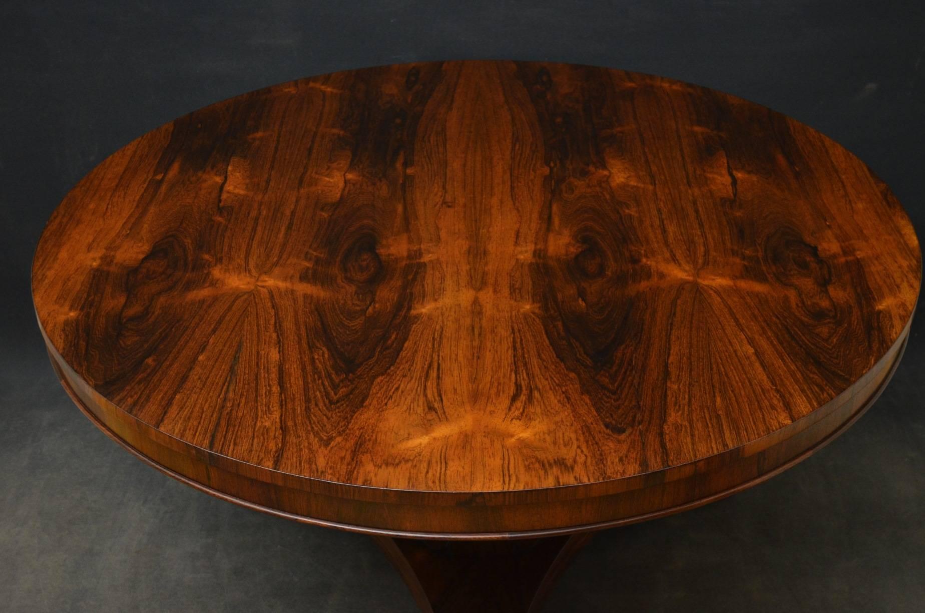 English William IV Rosewood Dining Table or Centre Table