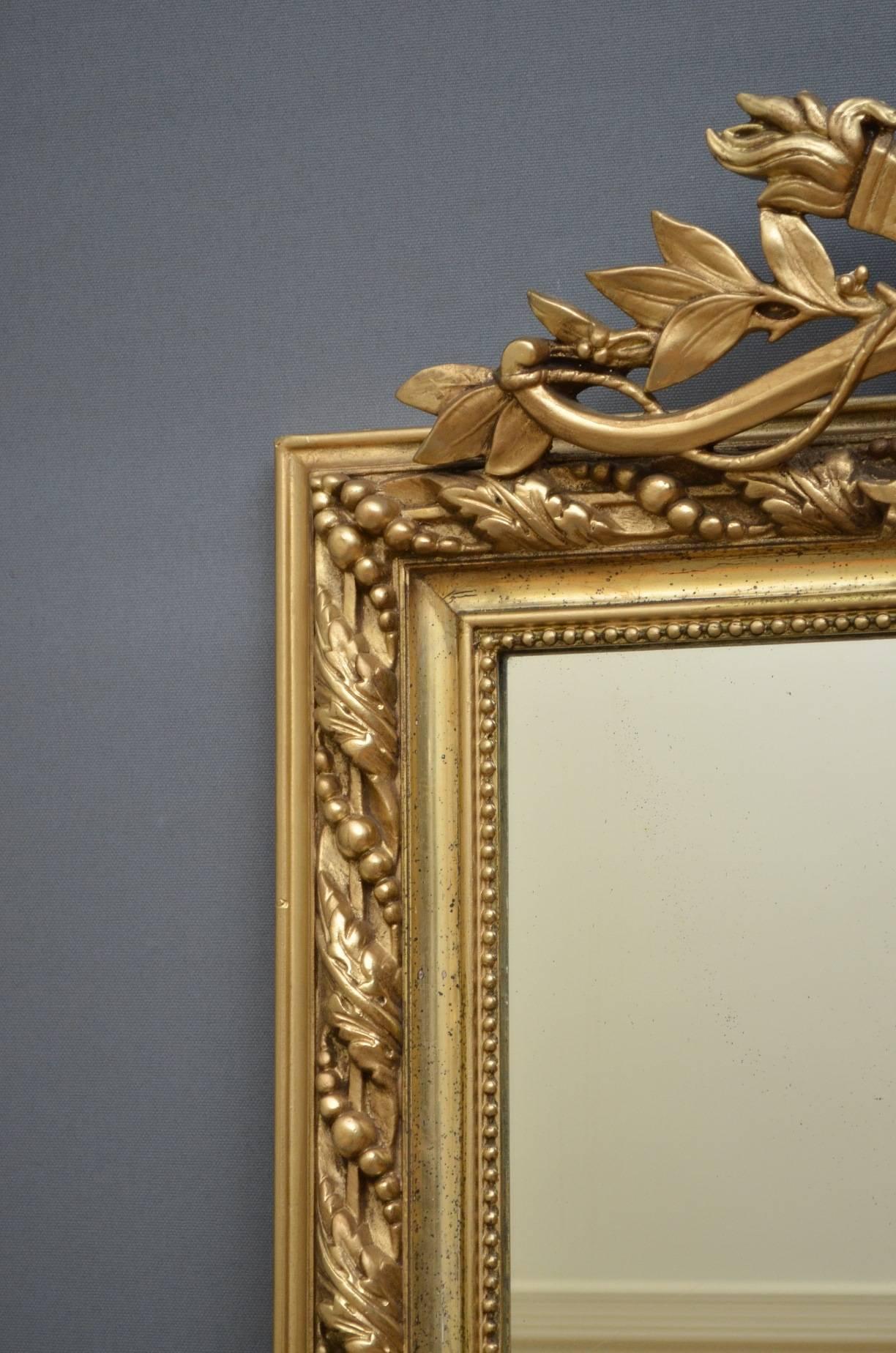 Late Victorian Attractive 19th Century Giltwood Mirror