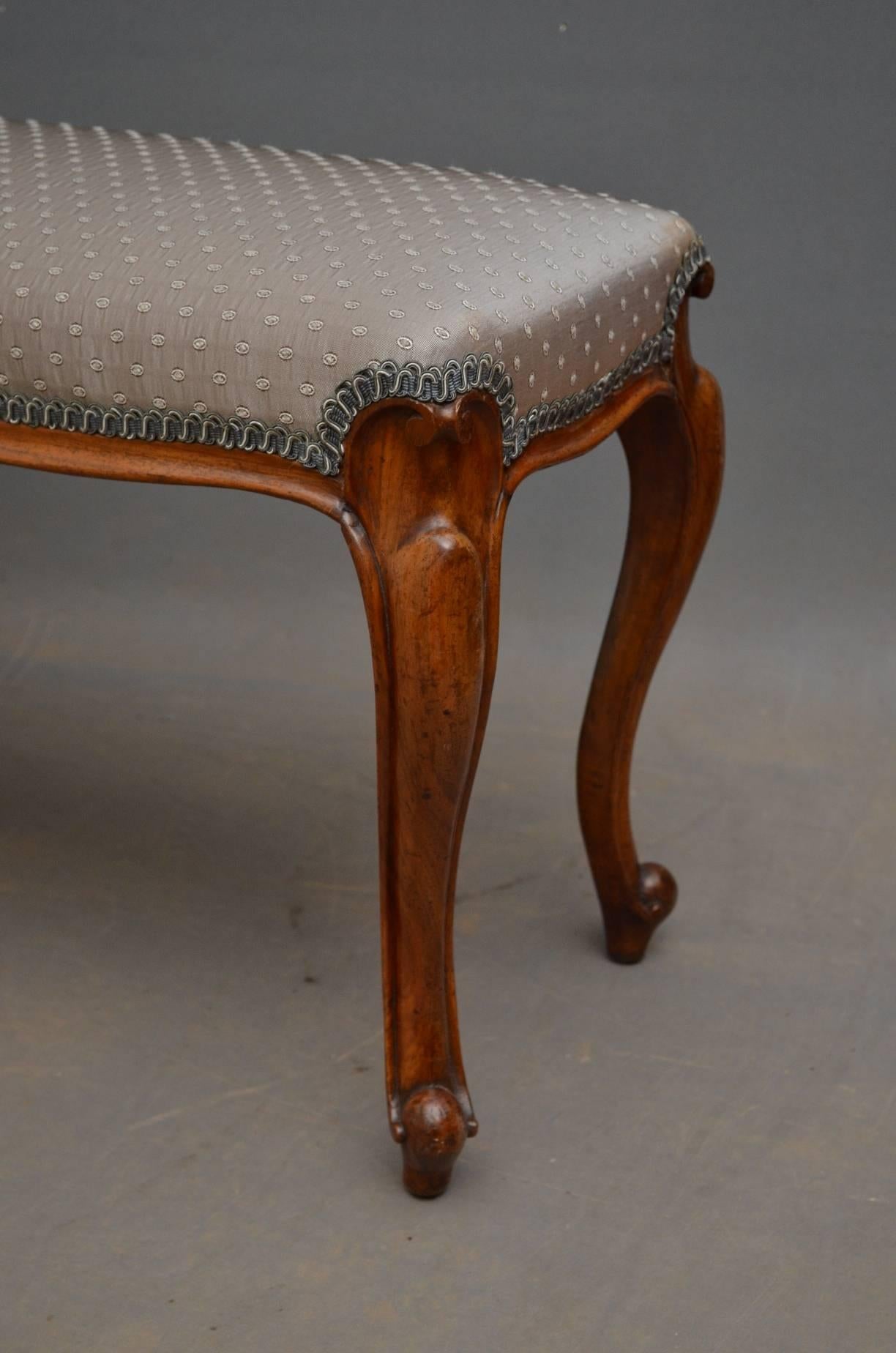 Victorian Mahogany Duet Stool In Excellent Condition In Whaley Bridge, GB