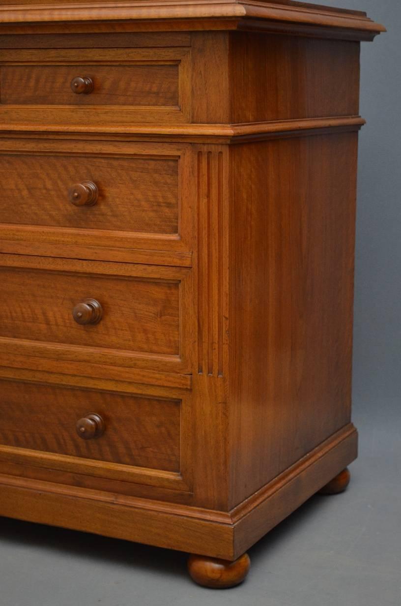 French Fine Continental Chest of Drawers in Walnut